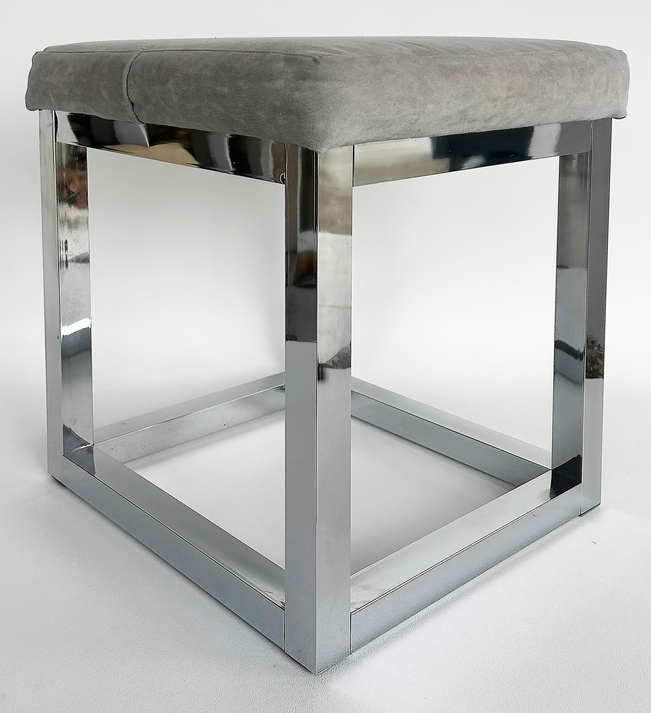 Tessuto Sgabello imbottito cromato d'epoca, stile moderno di metà secolo in vendita