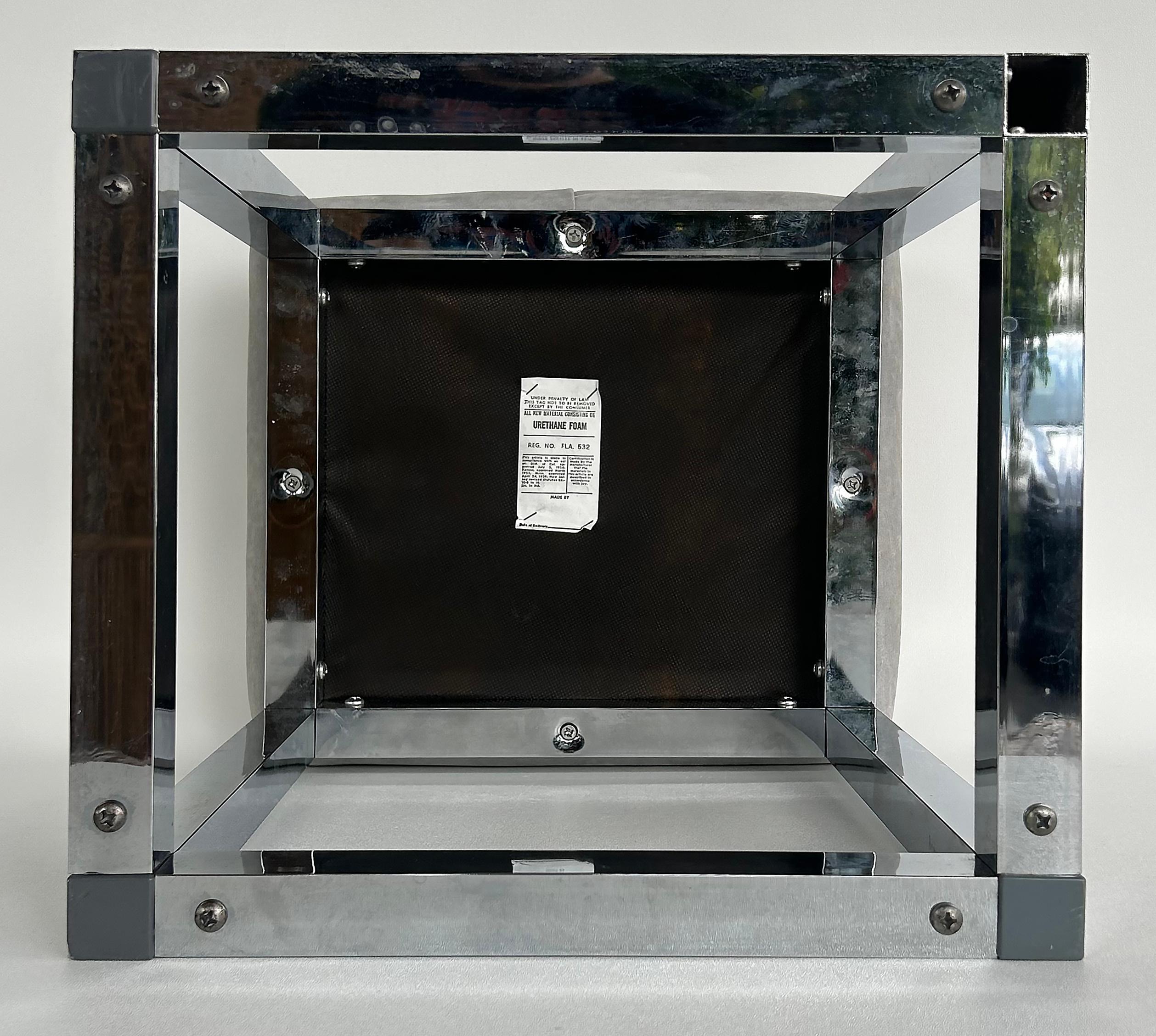 Sgabello imbottito cromato d'epoca, stile moderno di metà secolo in vendita 1