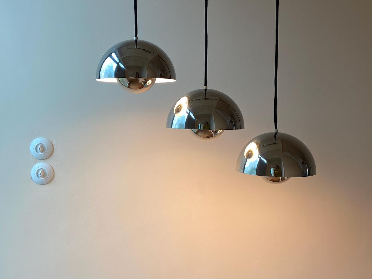 Verner Panton-Blumentopf-Pendelleuchte aus Chrom von Louis Poulsen, Vintage im Angebot 3
