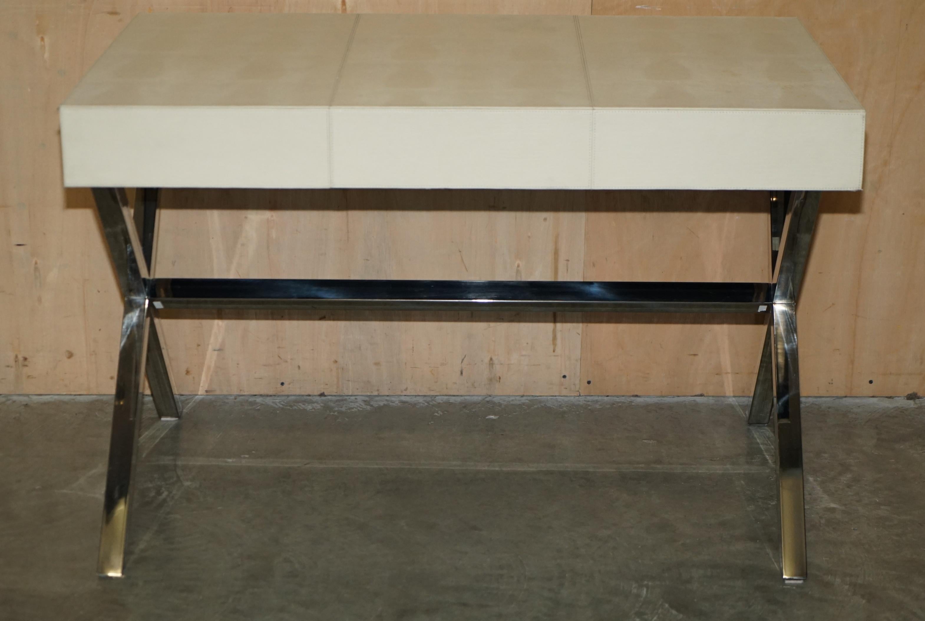 Bureau DE DESIGN DE TABLE D' ALLIGATOR EN CUIR DE CROCODILE À CHROME X FRAME en vente 5