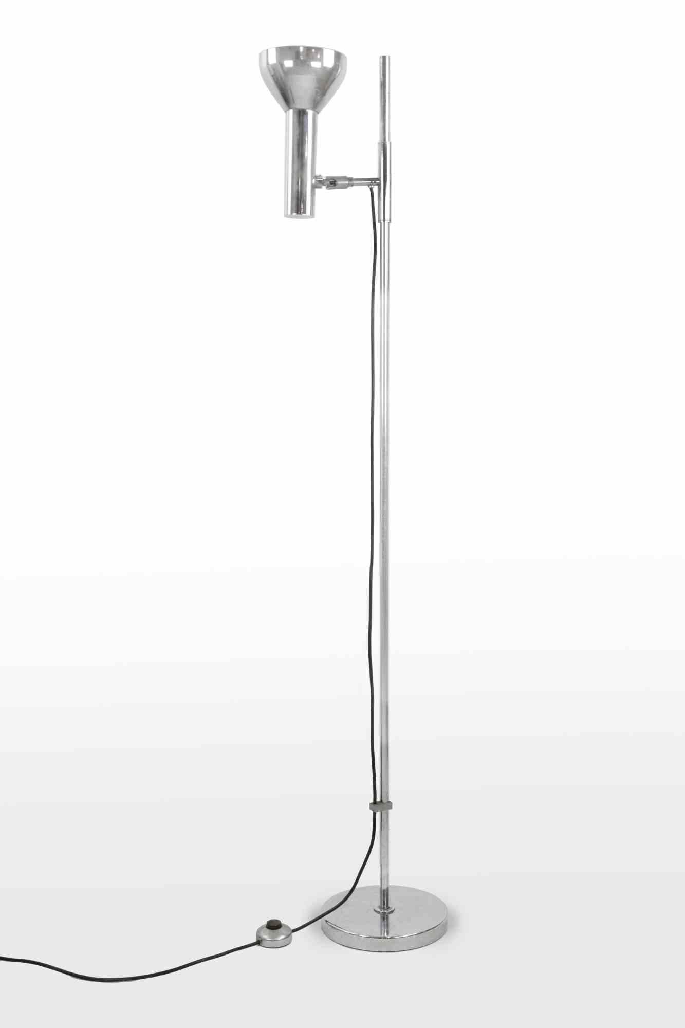 Lampe réglable Vintage attr. à Gino Sarfatti, et réalisée en Italie dans les années 1970.

En état de marche.

Bon état.
