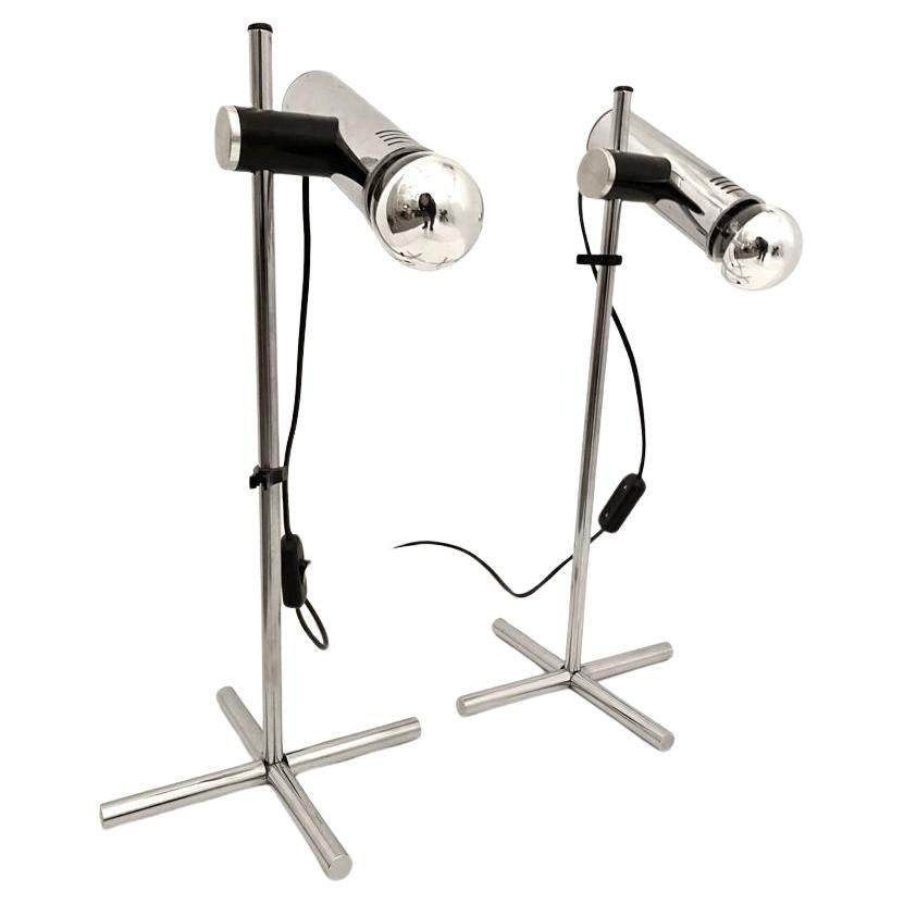 Rare 1970s Targetti Sankey table lamps in chromed steel. Peculiar minimal structure with adjustable and flexible lights spots.  
Chromed has been polished and electrical parts revised. Excellent conditions with only few signs of time.  Sold with