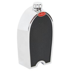 Decantador cromado vintage para radiador Bugatti Finales del siglo XX