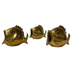 Vintage Chubby Fish Figurines or Ashtrays in Brass, Set of 3