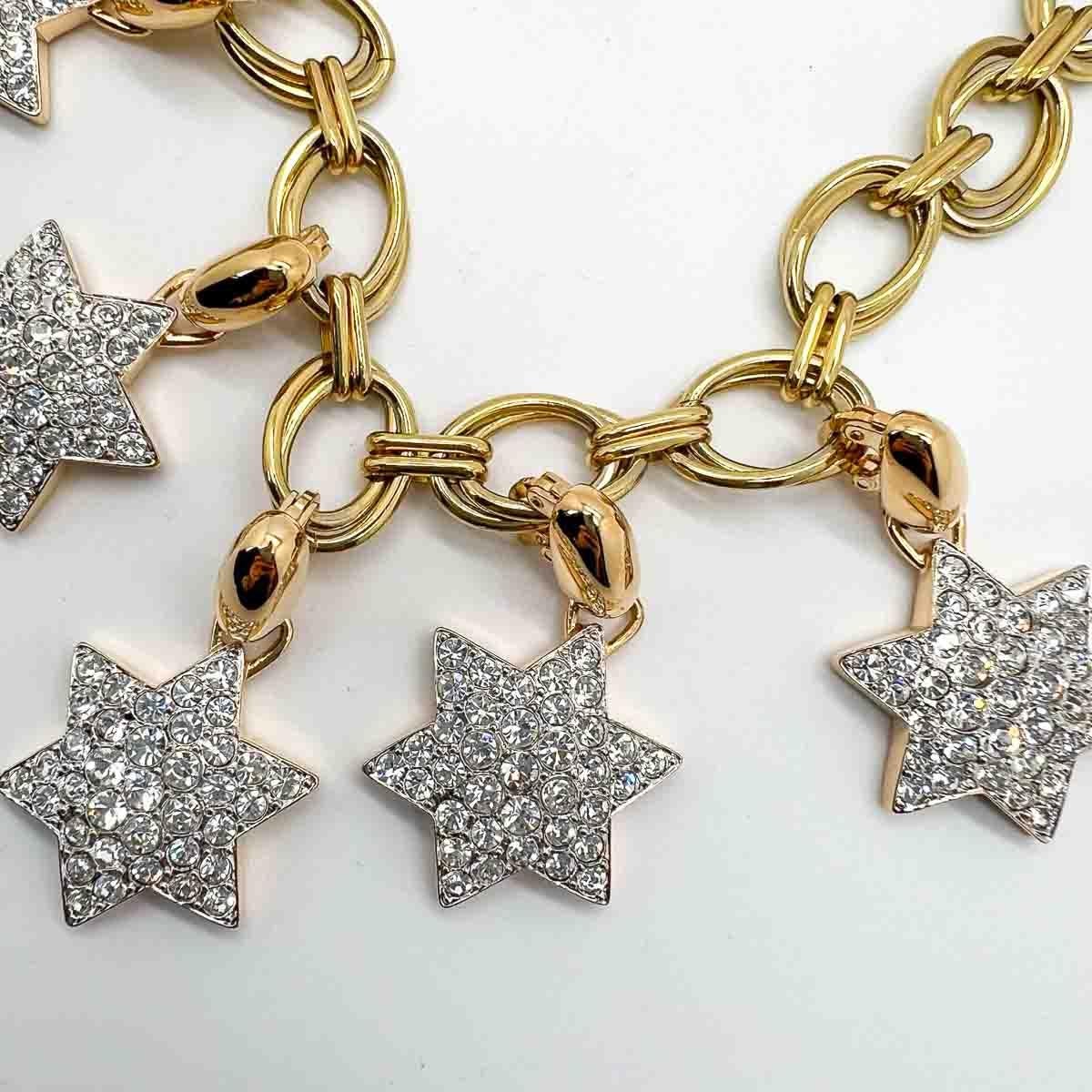 Women's or Men's vintage chunky chain star charm necklace 1980s For Sale