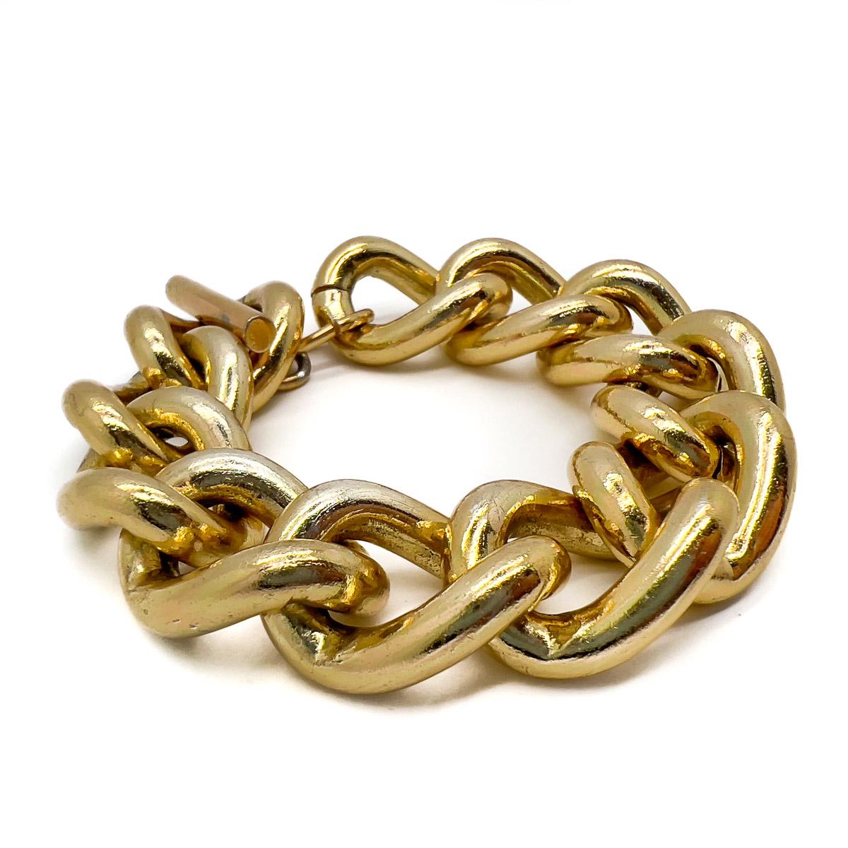 A classic Vintage Chunky Curb Bracelet that will be forever the perfect finishing touch for your look and a jewel box hero.

An unsigned beauty. A rare treasure. Just because a jewel doesn’t carry a designer name, doesn’t mean it isn't coveted. The