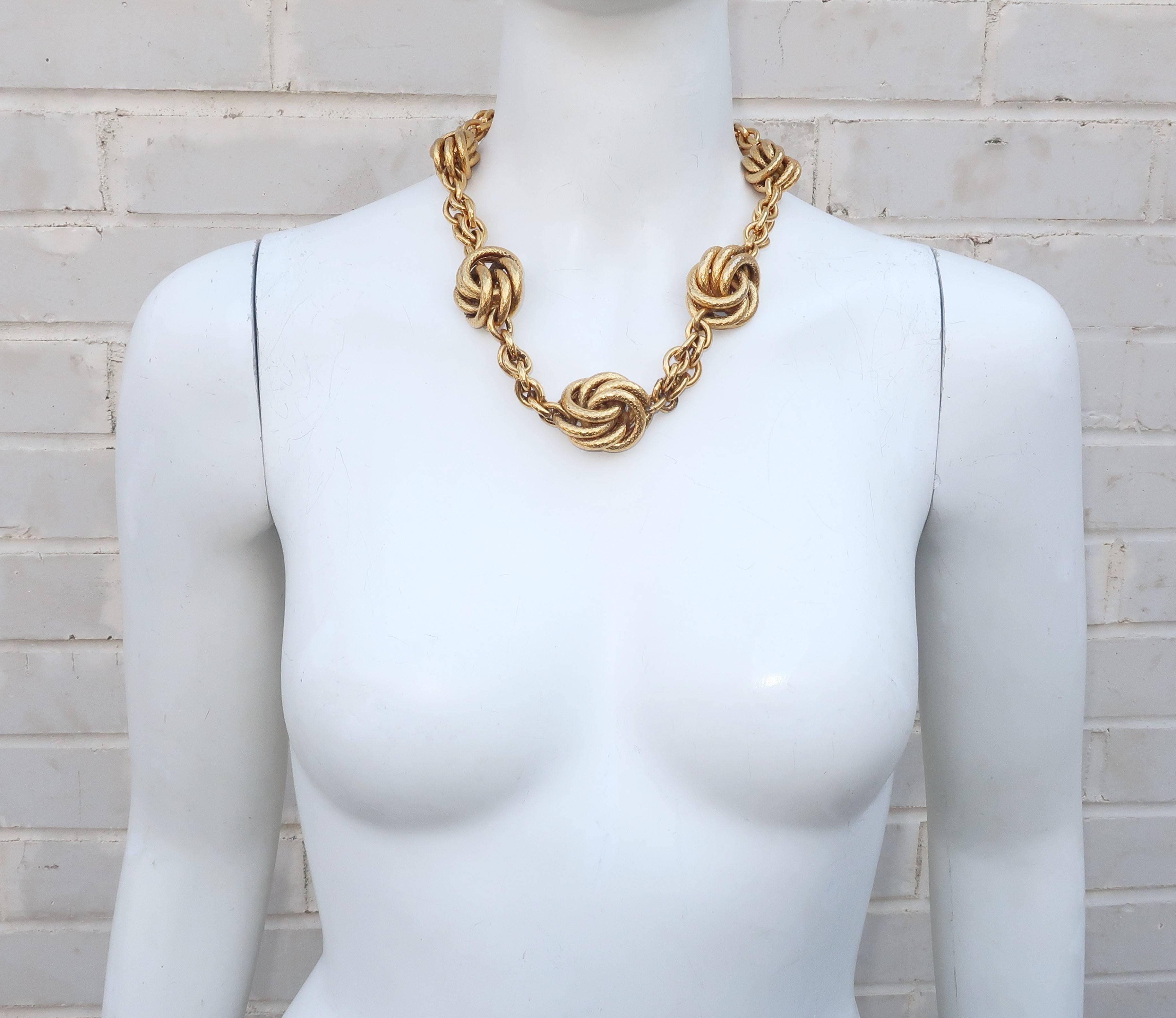 Vintage Chunky Gold Knot Chain Necklace 2