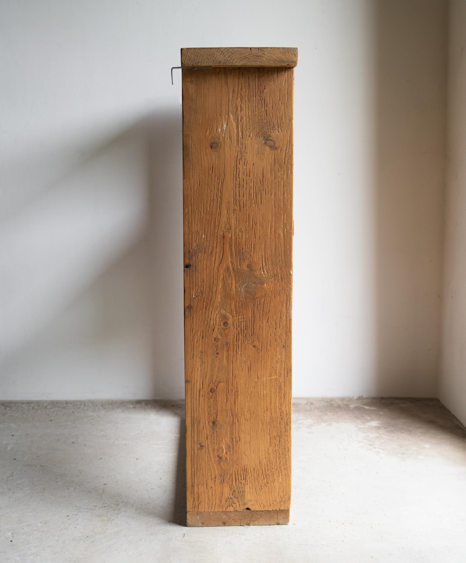 Vintage Chunky Pine Storage Shelves, Mid To Late 20th Century For Sale 3