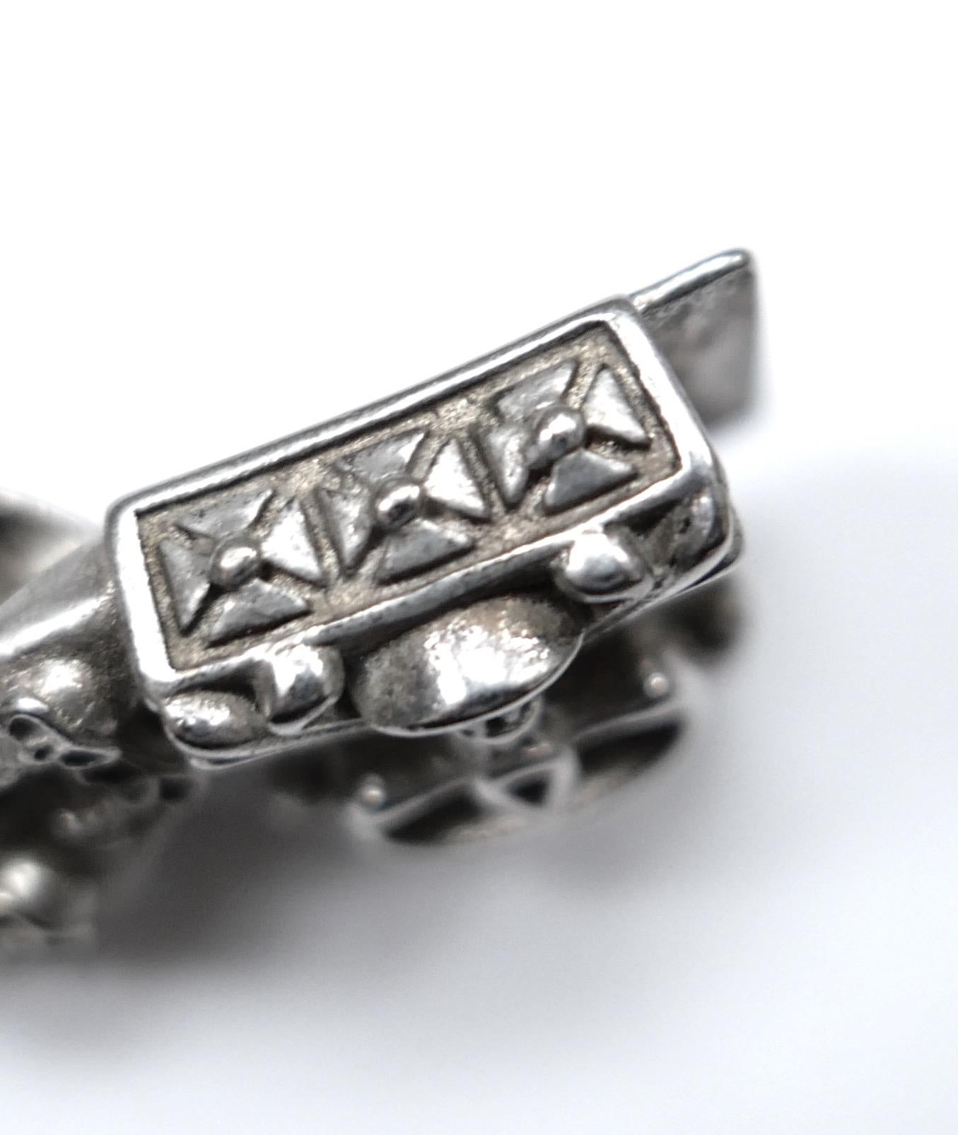 Bracciale vintage con teschio intagliato A Link Unisex in vendita 2