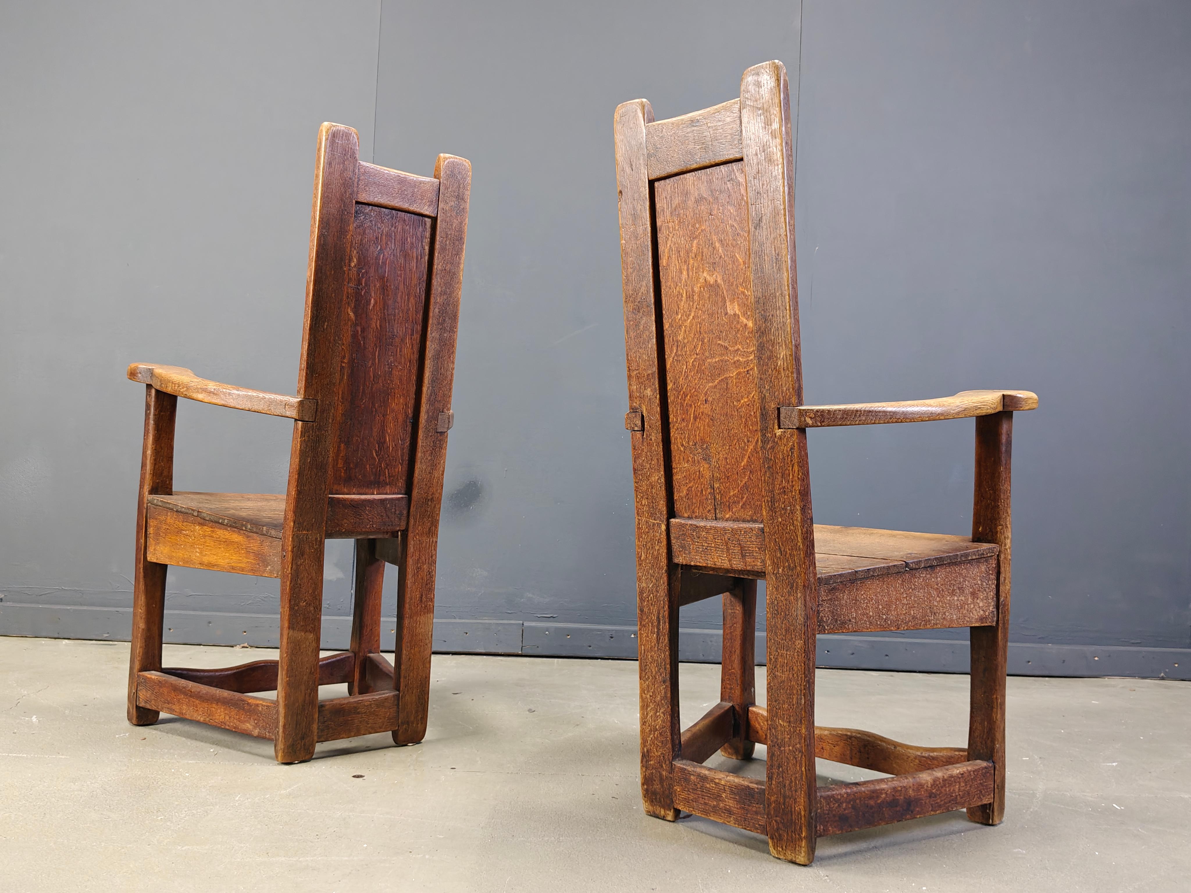 Bellissime poltrone rustiche recuperate dalla 