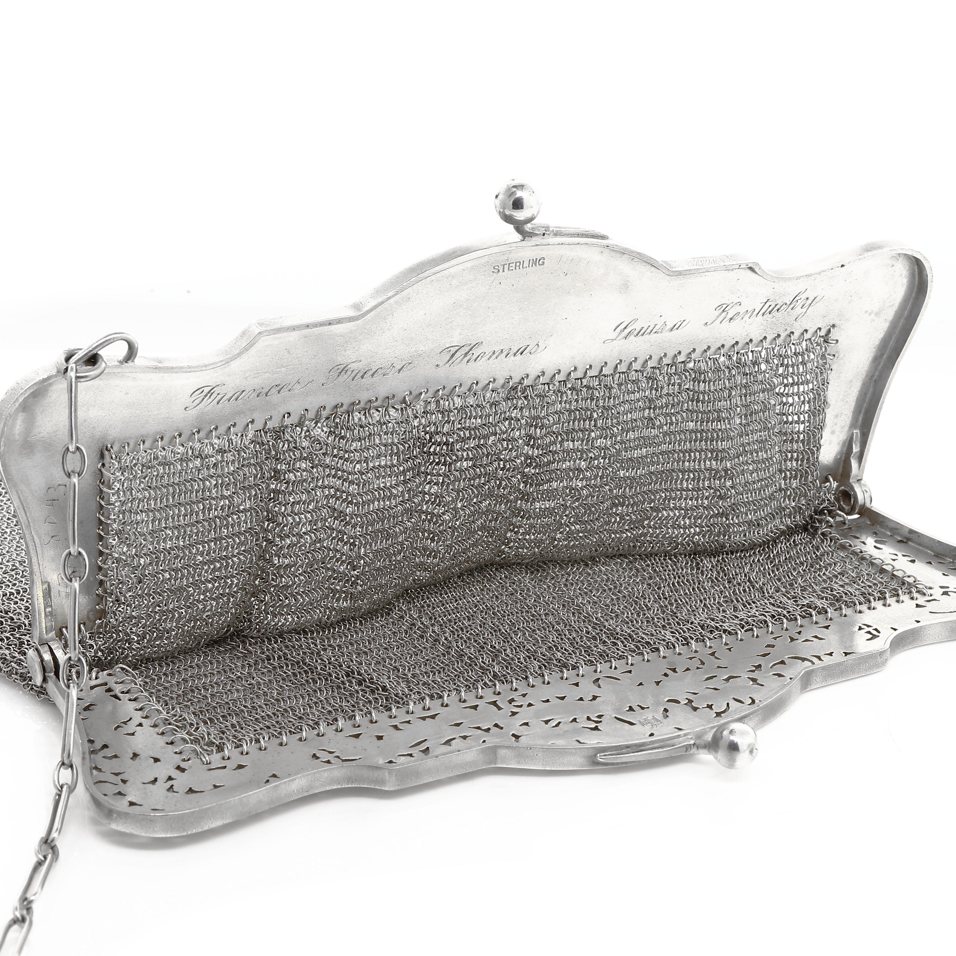 Vintage Ciara 1930 Sterling Silver Mesh Purse In Excellent Condition For Sale In Houston, TX