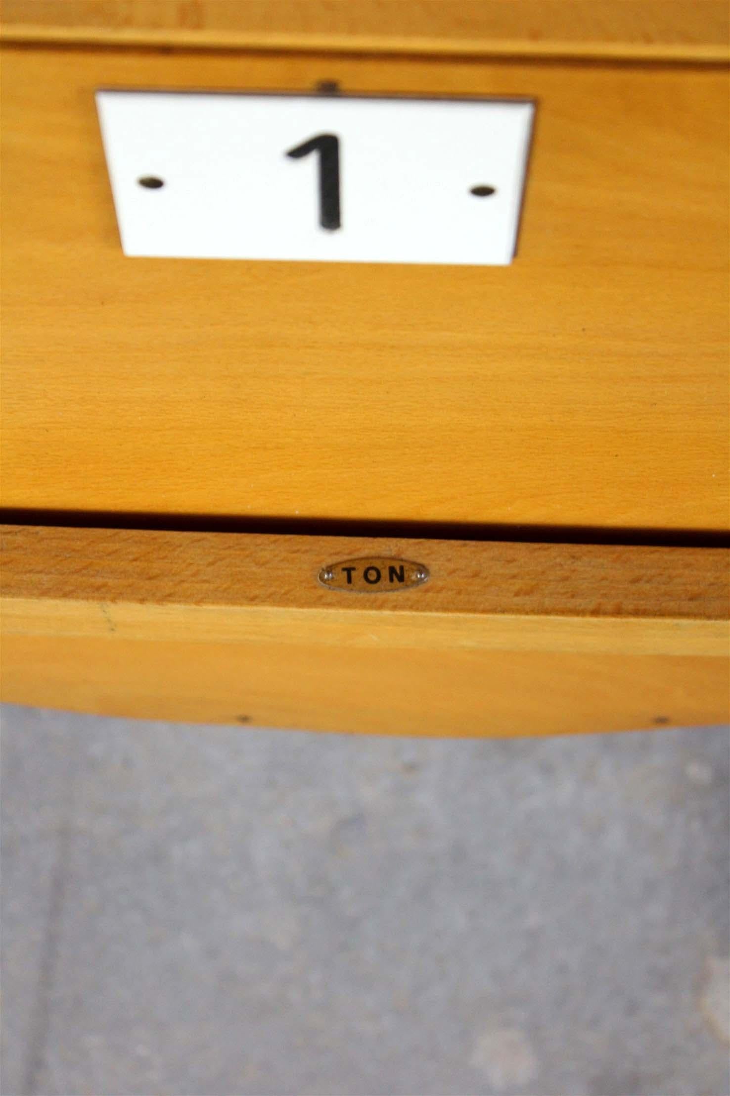 Sedie da cinema vintage di Ton (Thonet), anni '60, set di 13 pezzi in vendita 11