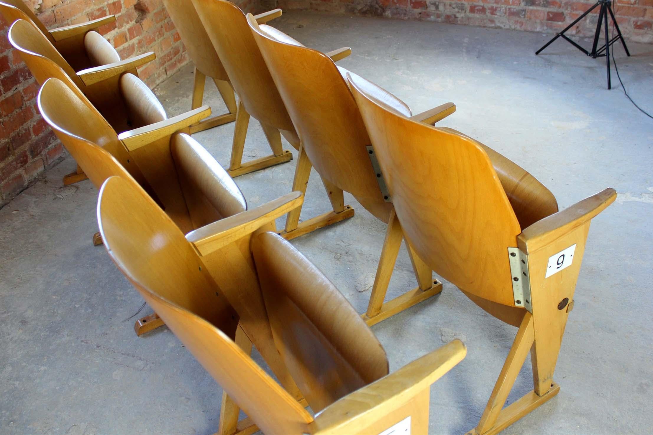 Sedie da cinema vintage di Ton (Thonet), anni '60, set di 13 pezzi in vendita 14