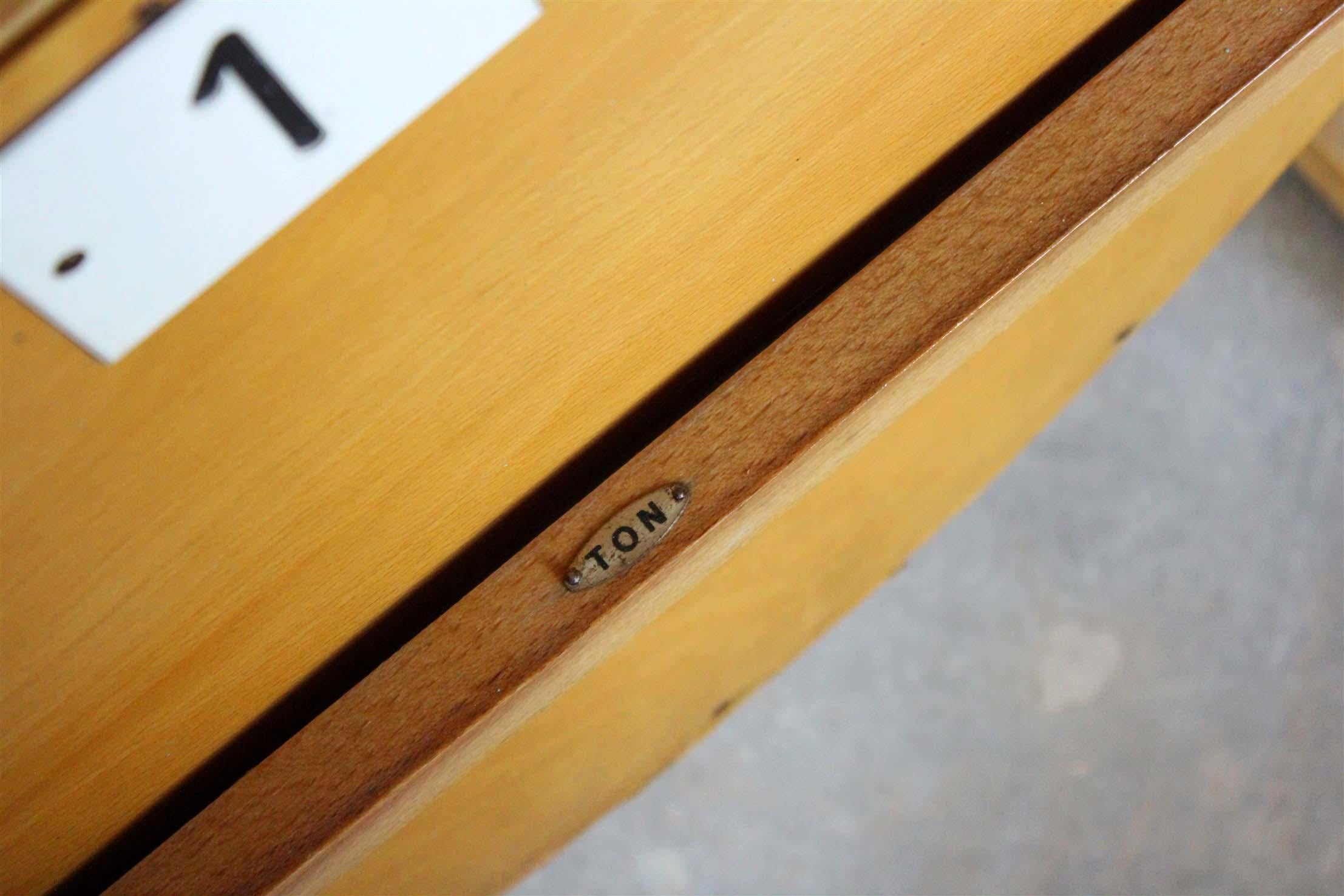 Sedie da cinema vintage di Ton (Thonet), anni '60, set di 13 pezzi in vendita 1