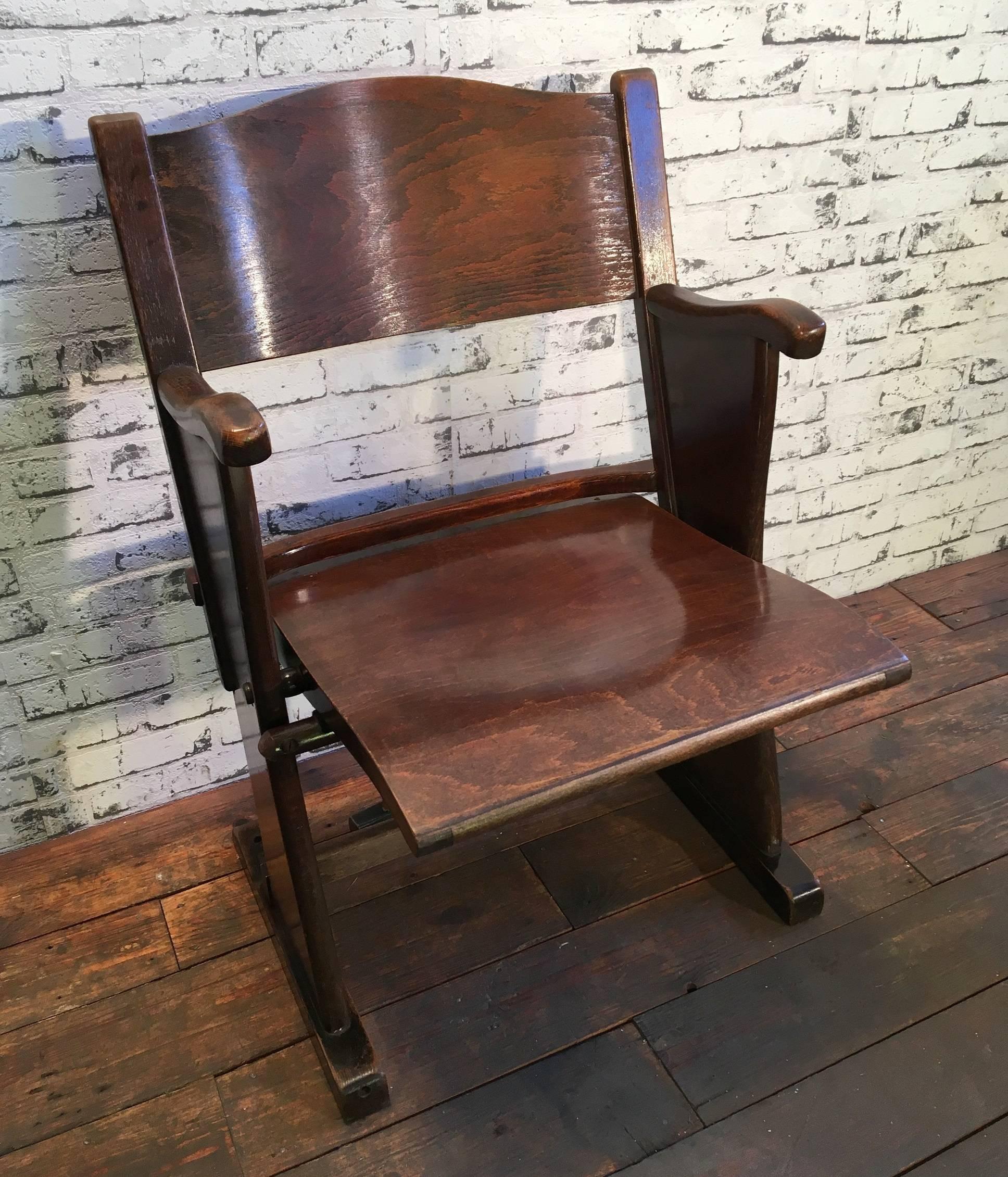 This  cinema seat  was produced  in former Czechoslovakia during the 1950s. The chair is stable and can be placed anywhere. It is completely made of wood (partly solid wood, partly plywood). The seat fold upwards. 
The weight of the chair is 8 kg.

