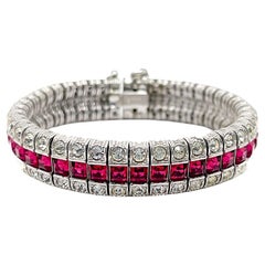 Bracelet vintage Ciner Art déco ligne rubis des années 1960