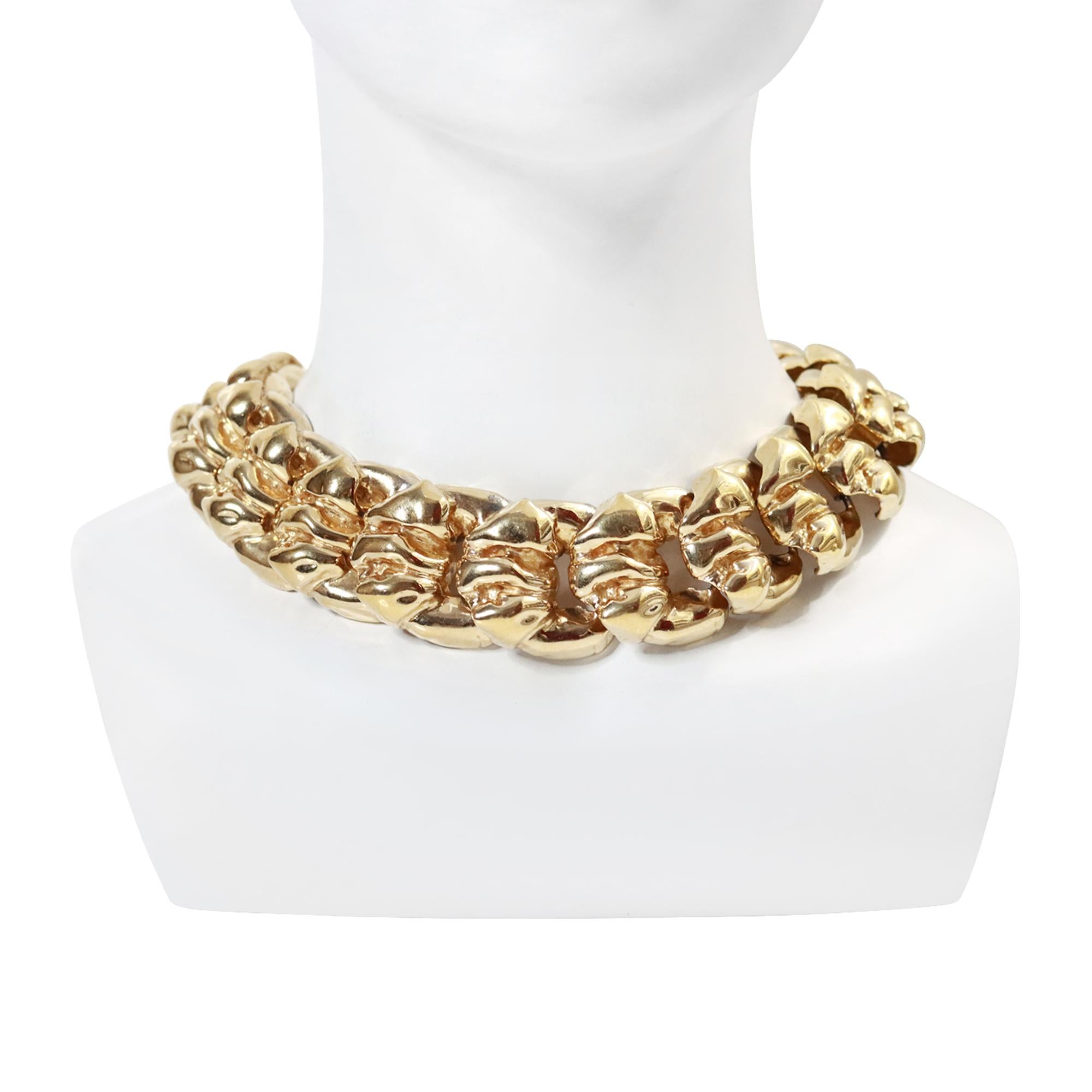 Vintage Ciner Chunky Linking Pieces Choker Necklace Circa 1980's In Good Condition For Sale In New York, NY