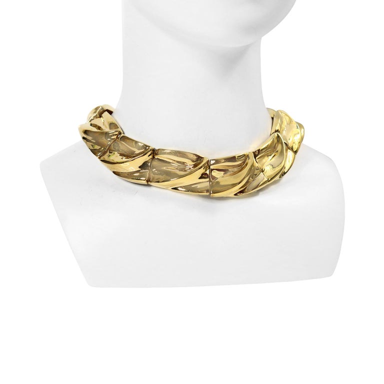 Vintage Ciner Gold Link Choker Necklace Circa 1980s In Good Condition For Sale In New York, NY