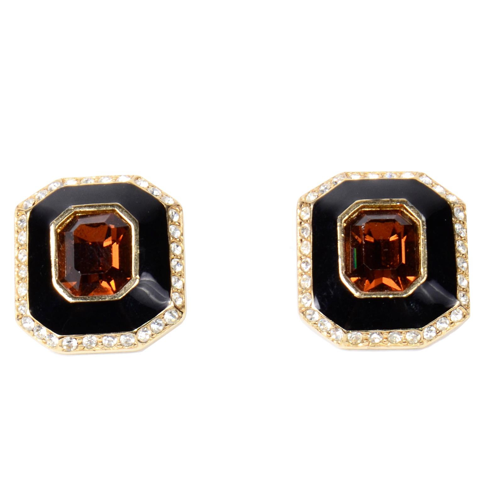 Vintage Ciner Faux Topaz Black and Rhinestone Square Earrings In Excellent Condition For Sale In Portland, OR
