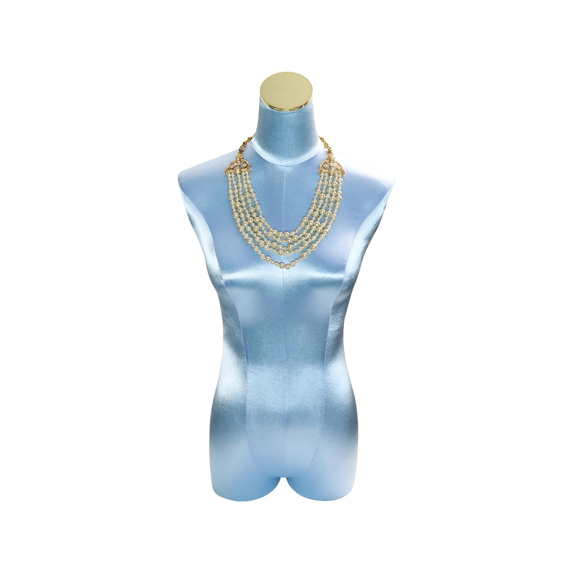 Moderno Collana vintage Ciner for Joan Rivers con diamanti di perle finte a 4 fili, circa anni '90 in vendita