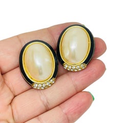 Vintage CINER gold plated enamel rhinestones pearls designer clip on earrings