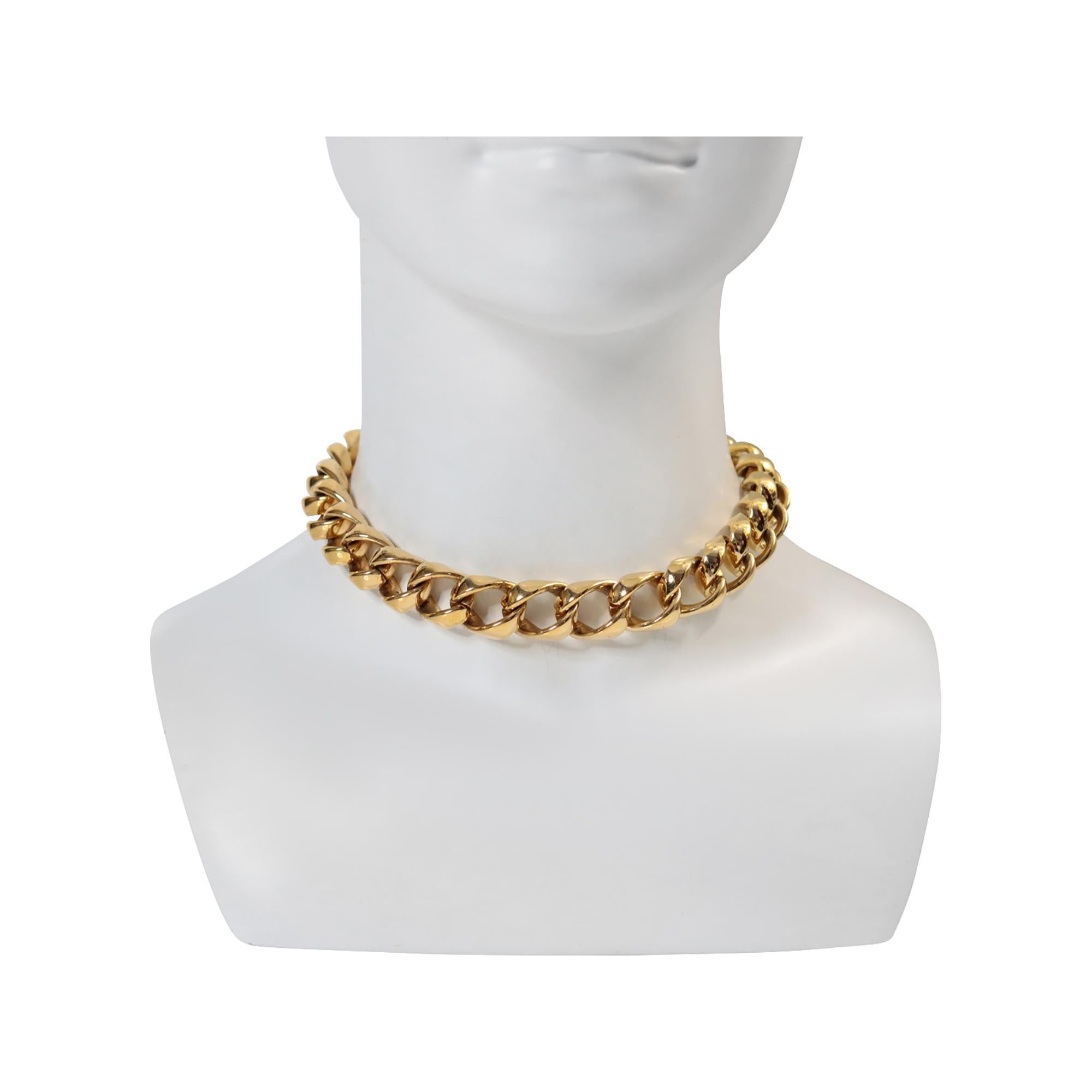 Collana girocollo vintage di Ciner in tonalità oro, circa anni '80 In condizioni buone in vendita a New York, NY