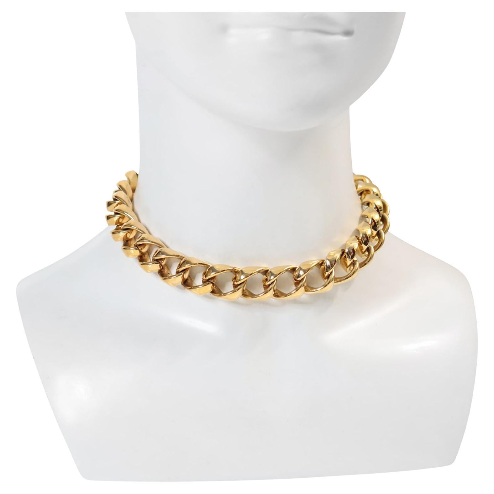 Collana girocollo vintage di Ciner in tonalità oro, circa anni '80