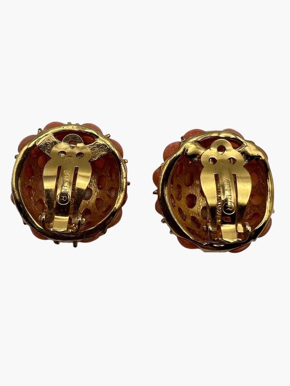 Art Nouveau Vintage Ciner hemisphere coral bead clip-on earrings, 1980s For Sale