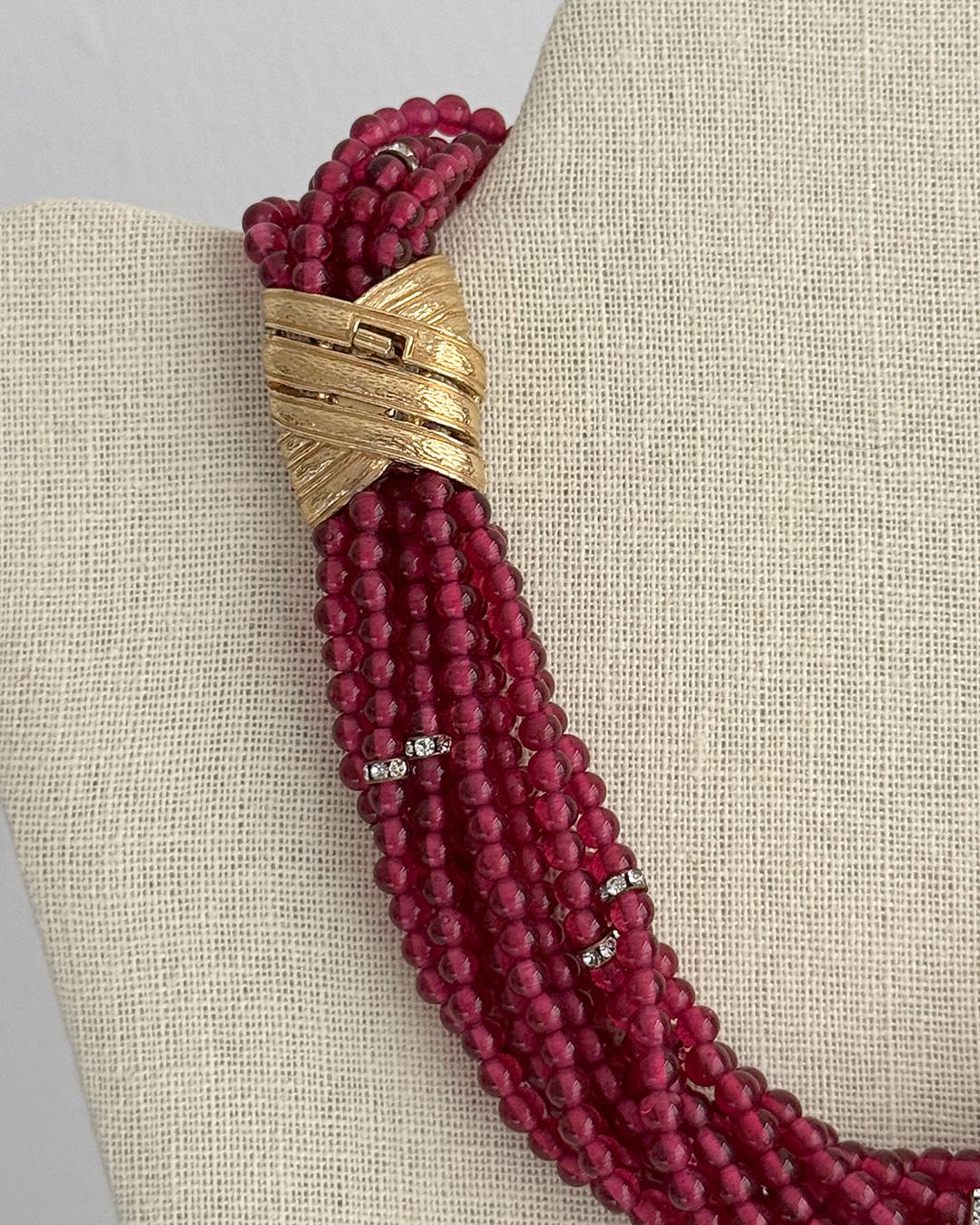 Vintage Ciner Ruby Paste Statement Necklace (Collier en pâte de rubis) en vente 2