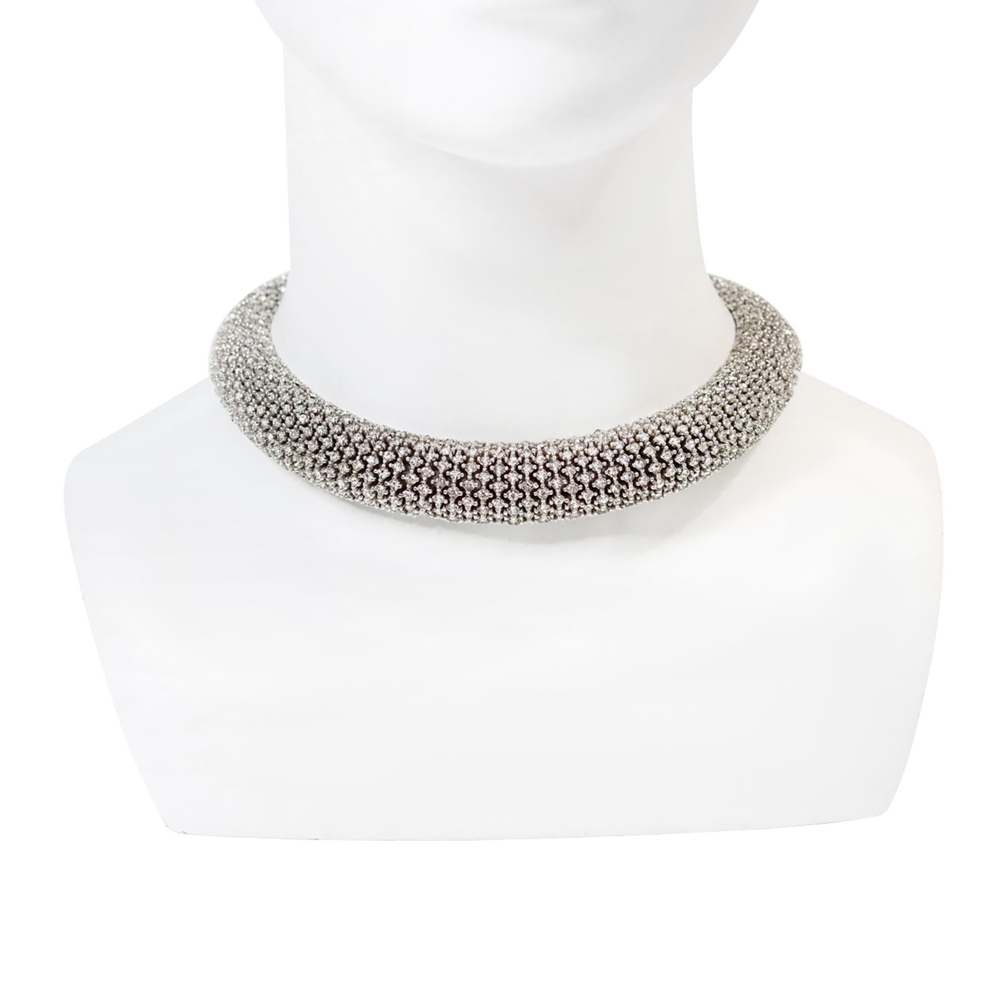 da uomo o donna Vintage Ciner Silver Tone Diamante Rounded Choker Necklace Circa 1980s in vendita