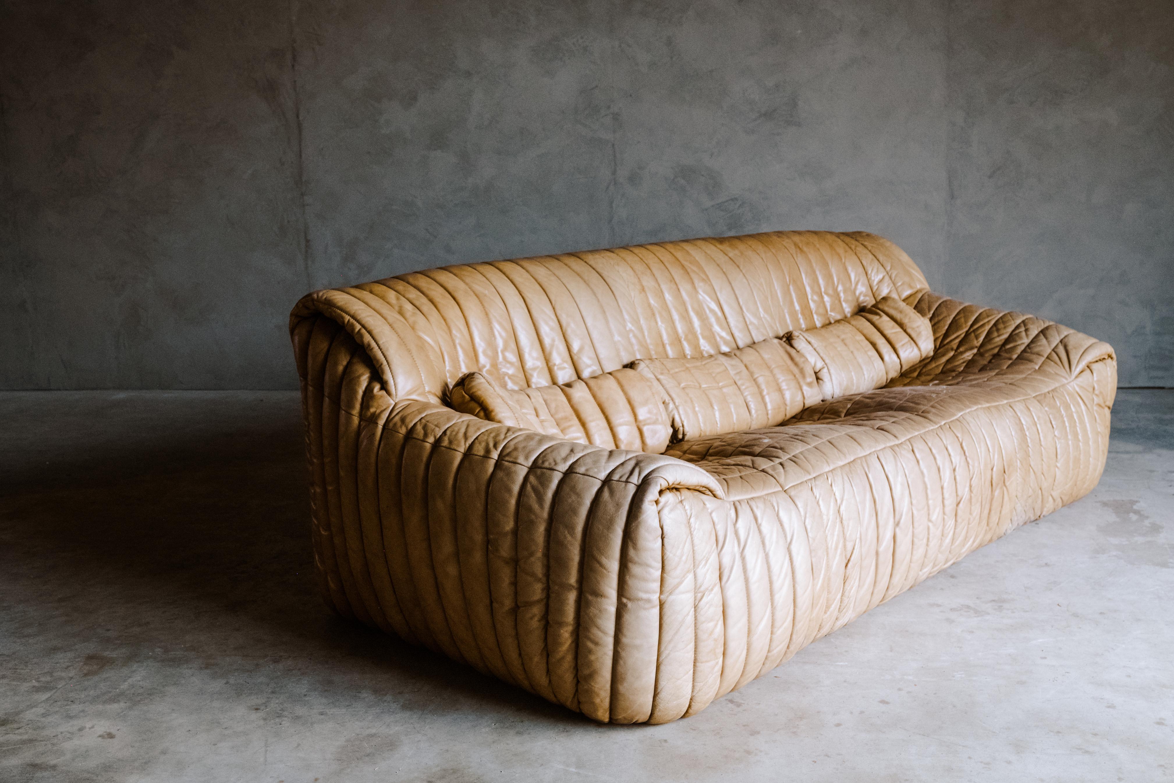 Vintage Cinna leather sofa, Model 