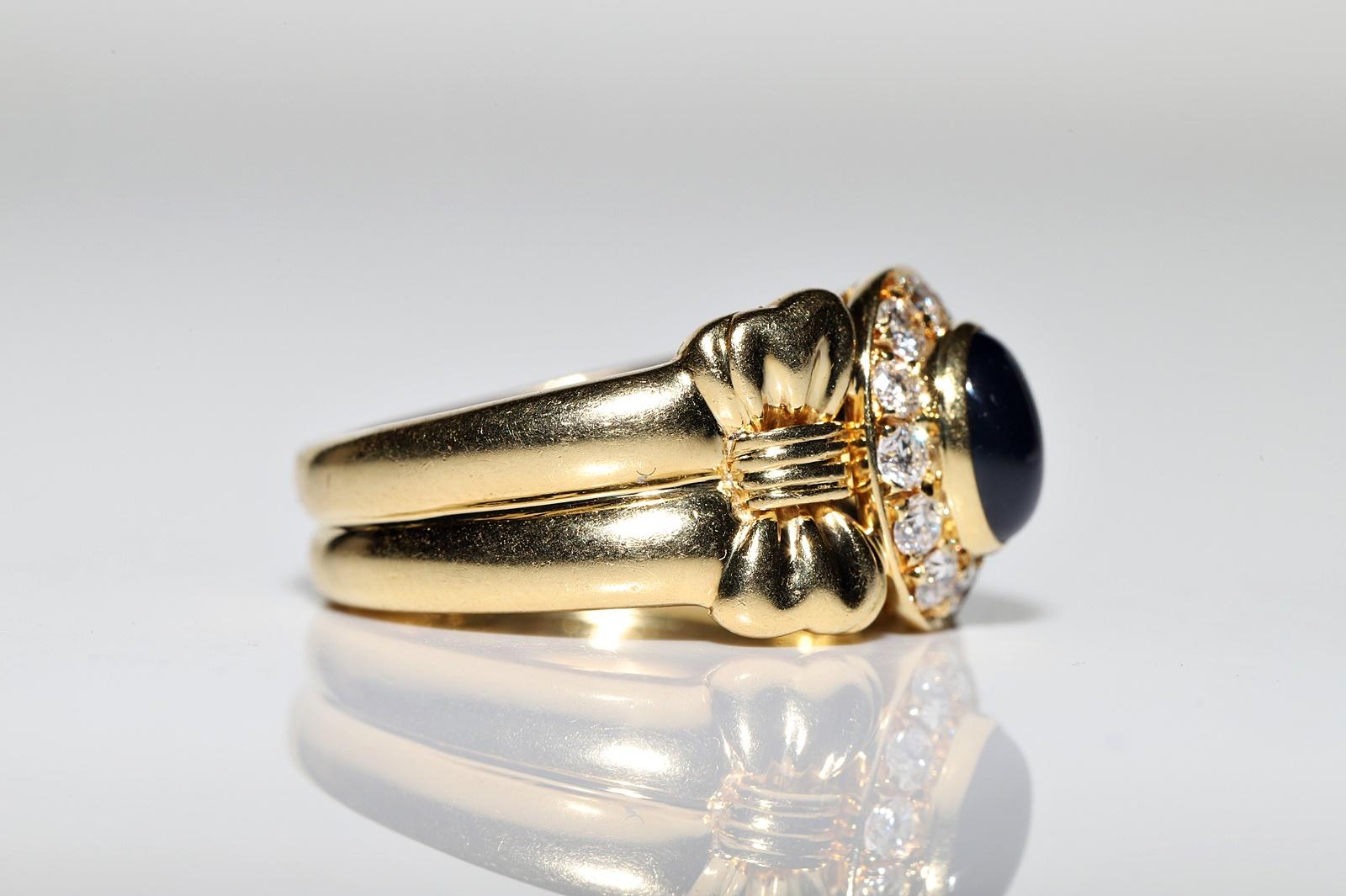 Vintage Circa 18k Gold  1980er Jahre Ring mit natürlichem Diamant und Cabochon-Saphir  (Brillantschliff) im Angebot