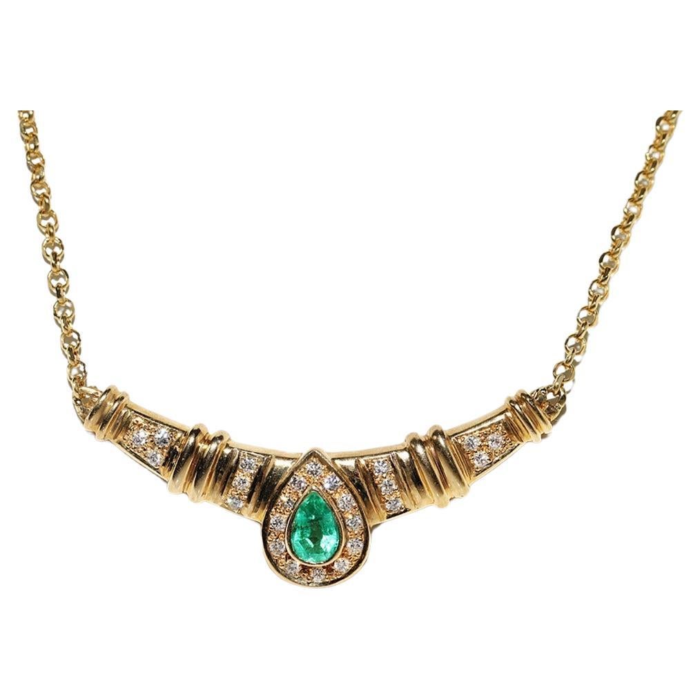 Vintage Circa 18k Gold Natural Diamond And Emerald Decorated Pendant Necklace For Sale
