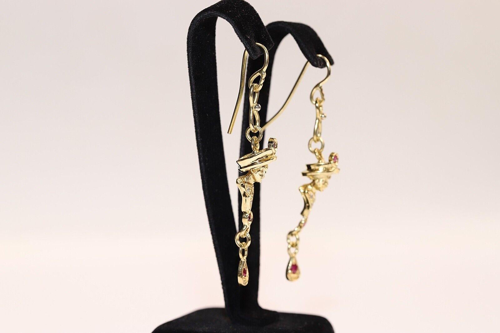 Vintage Circa 18k Gold Natural Diamond And Ruby Decorated Drop Earring For Sale 5