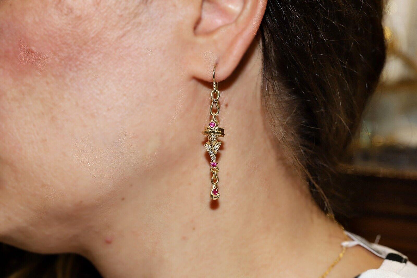 Brilliant Cut Vintage Circa 18k Gold Natural Diamond And Ruby Decorated Drop Earring For Sale