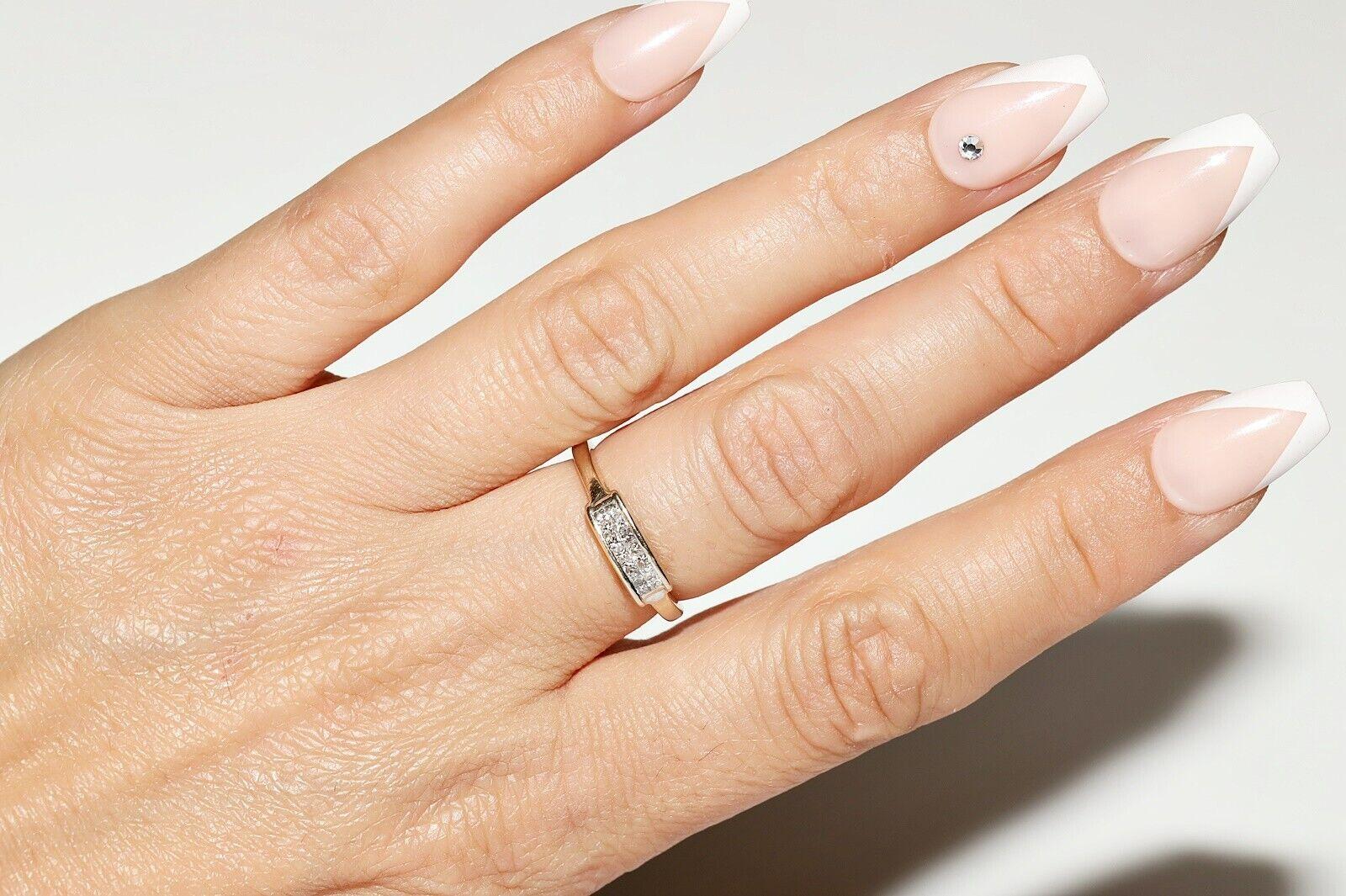Vintage Circa 18k Gold Natürlicher Diamant im Prinzessinnenschliff Dekorierter Ring im Angebot 5