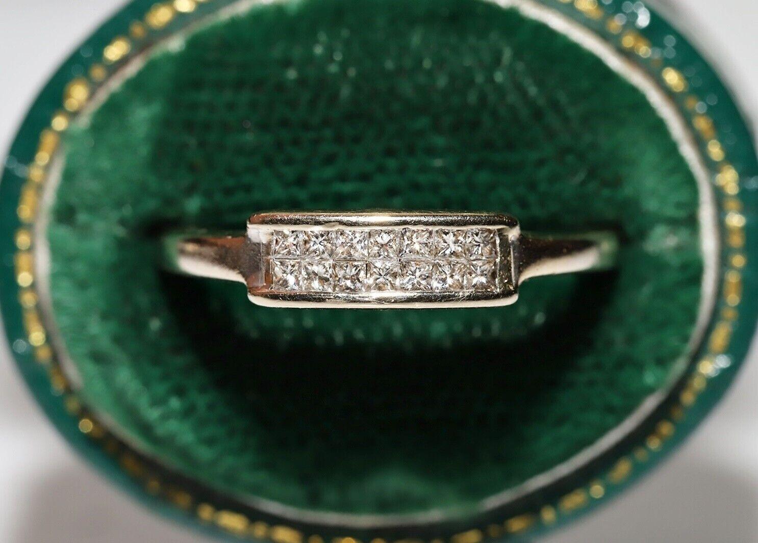Vintage Circa 18k Gold Natural Princess Cut Diamond Decorated Ring  For Sale 7