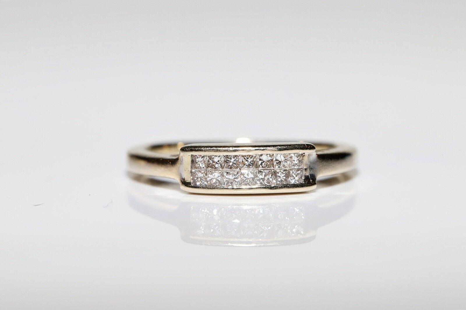 Vintage Circa 18k Gold Natural Princess Cut Diamond Decorated Ring  In Good Condition For Sale In Fatih/İstanbul, 34