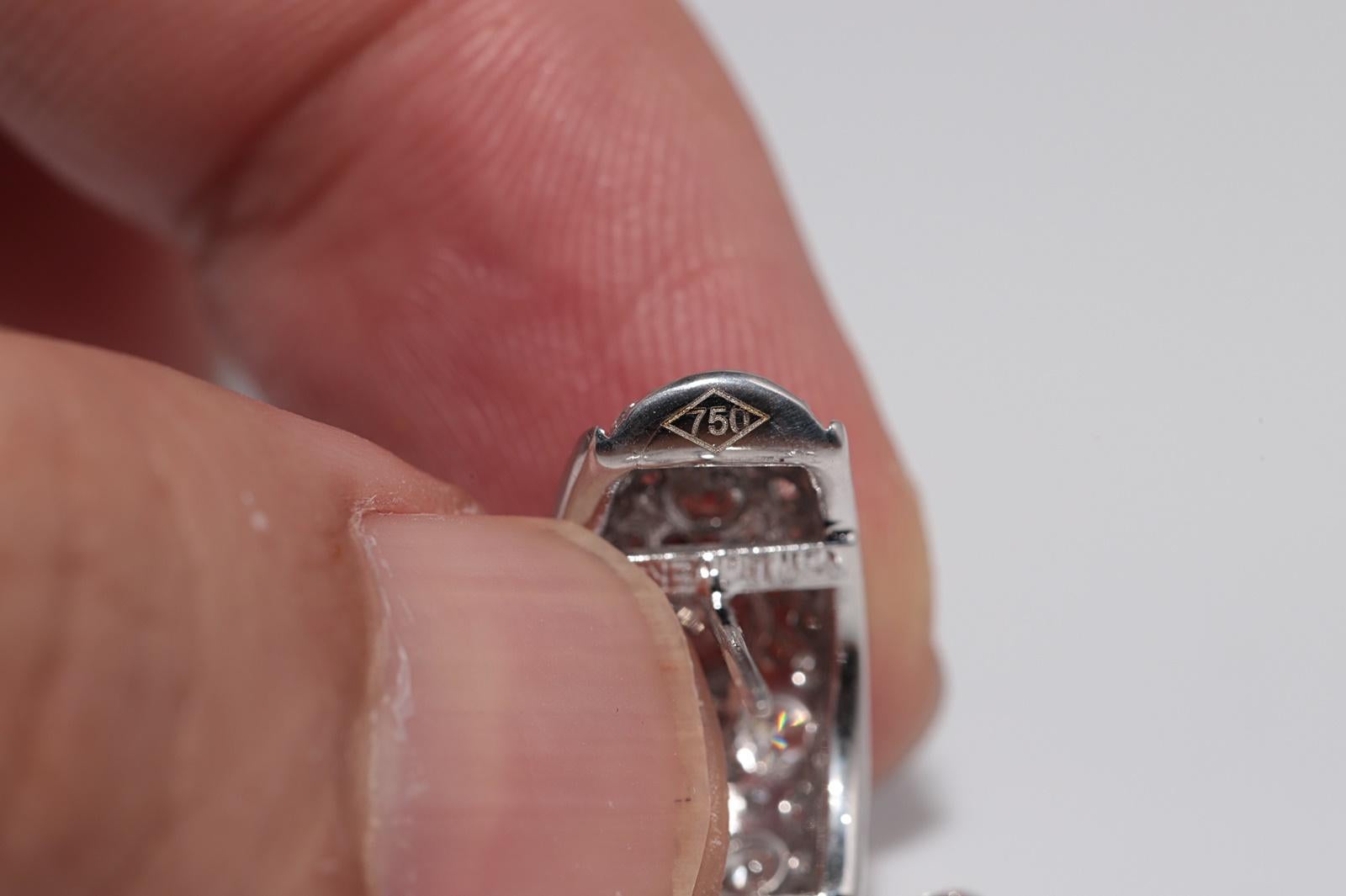 Vintage Circa 18k Weißgold Natürlicher Diamant Dekoriert Omega Back Ohrring, Vintage im Angebot 6