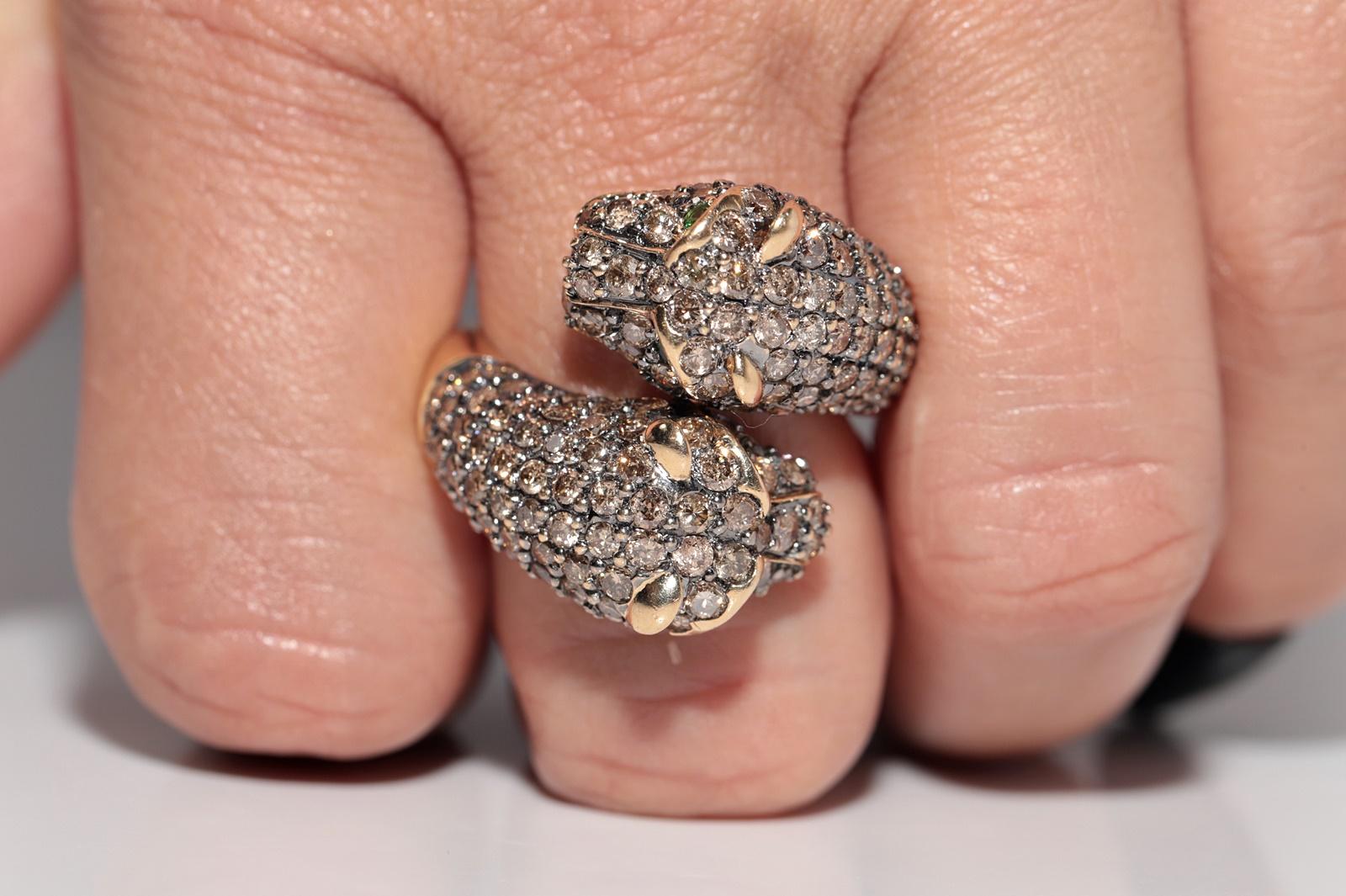 Vintage CIRCA 1900s 14k Gold natürlichen Diamanten und Smaragd Tiger dekoriert Ring im Angebot 10
