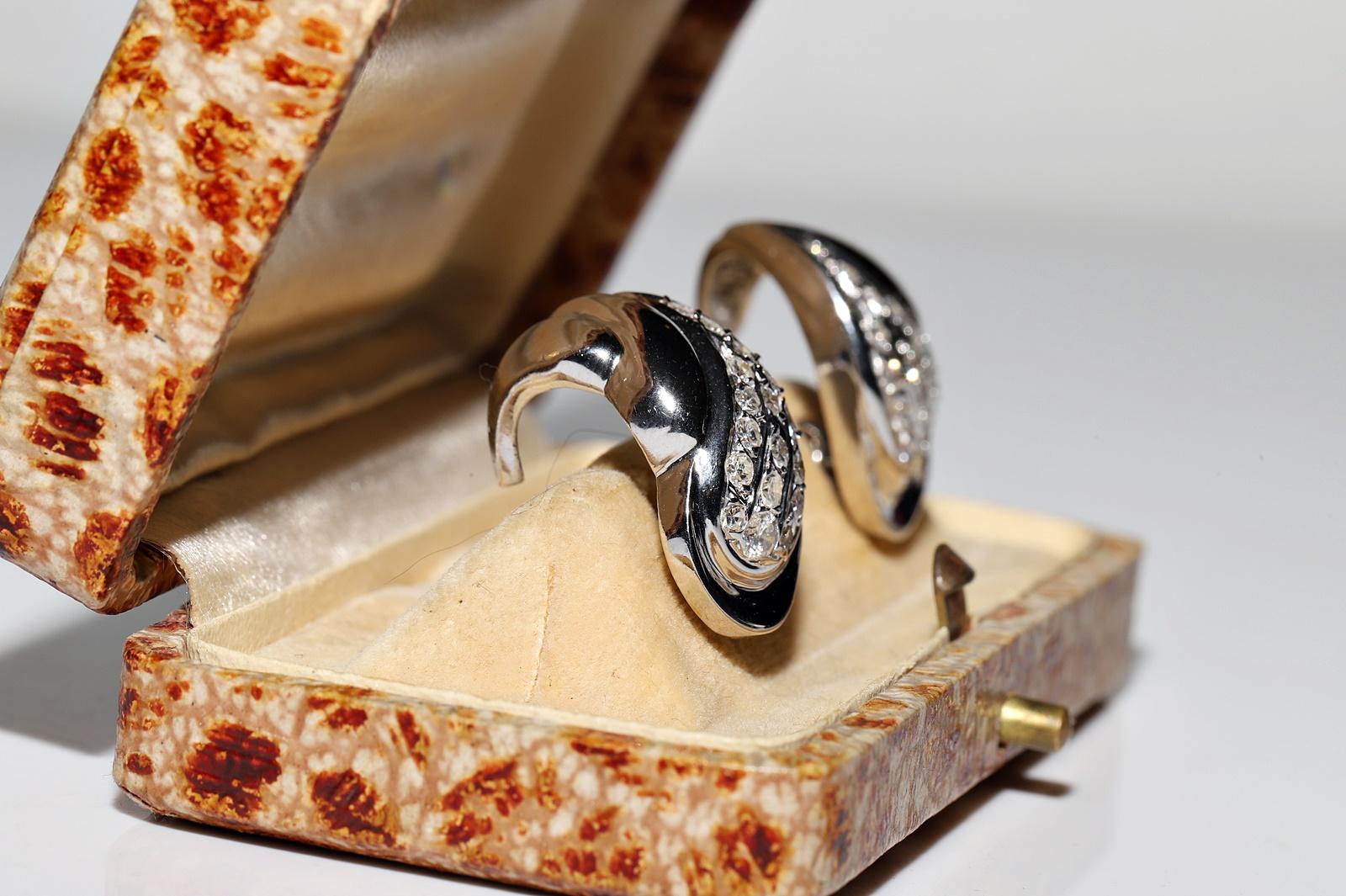 Vintage Circa 1900er Jahre 14k Gold Natürlicher Diamant Dekorierter hübscher Ohrring (Retro) im Angebot