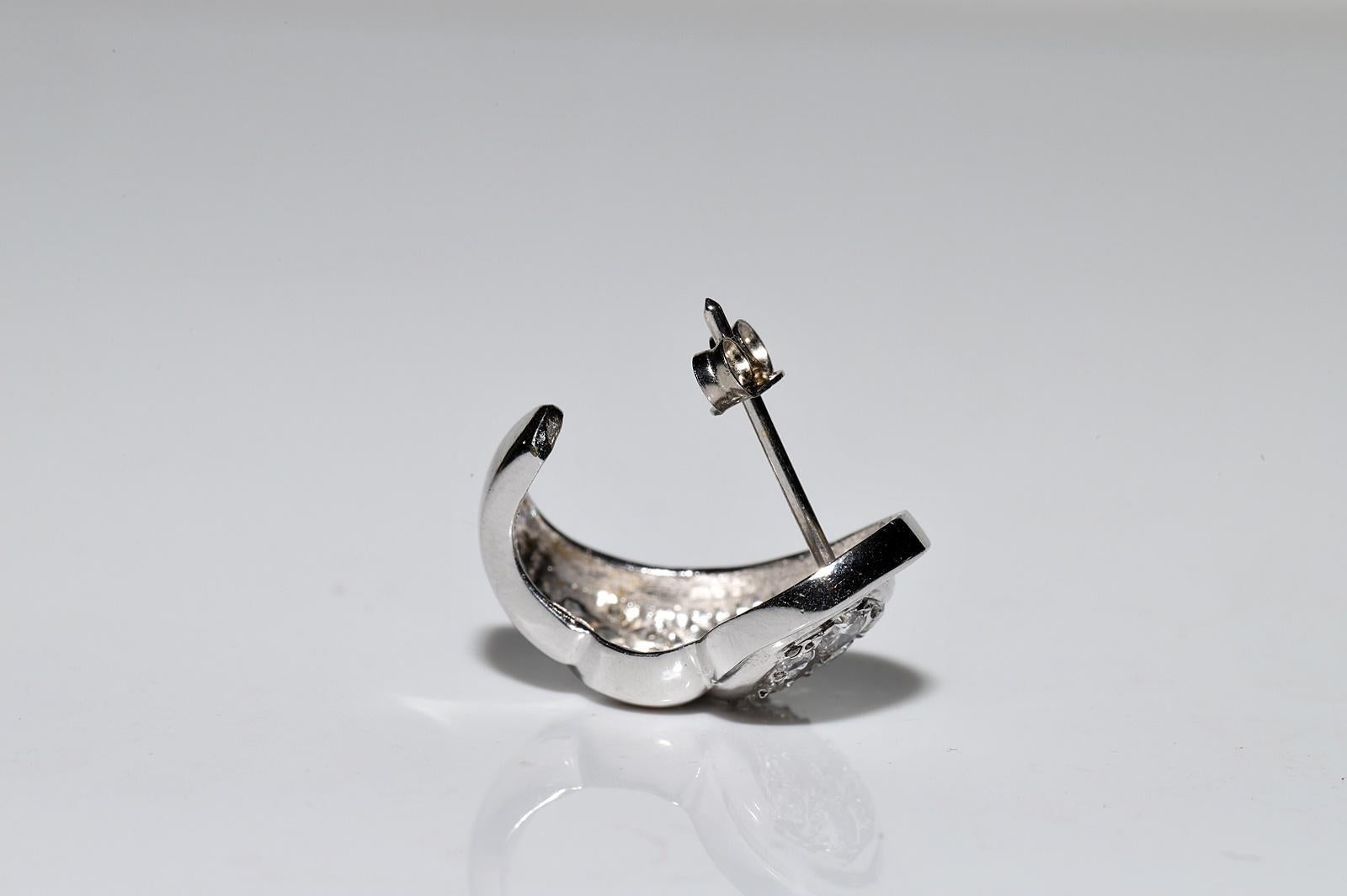 Vintage Circa 1900er Jahre 14k Gold Natürlicher Diamant Dekorierter hübscher Ohrring im Angebot 1