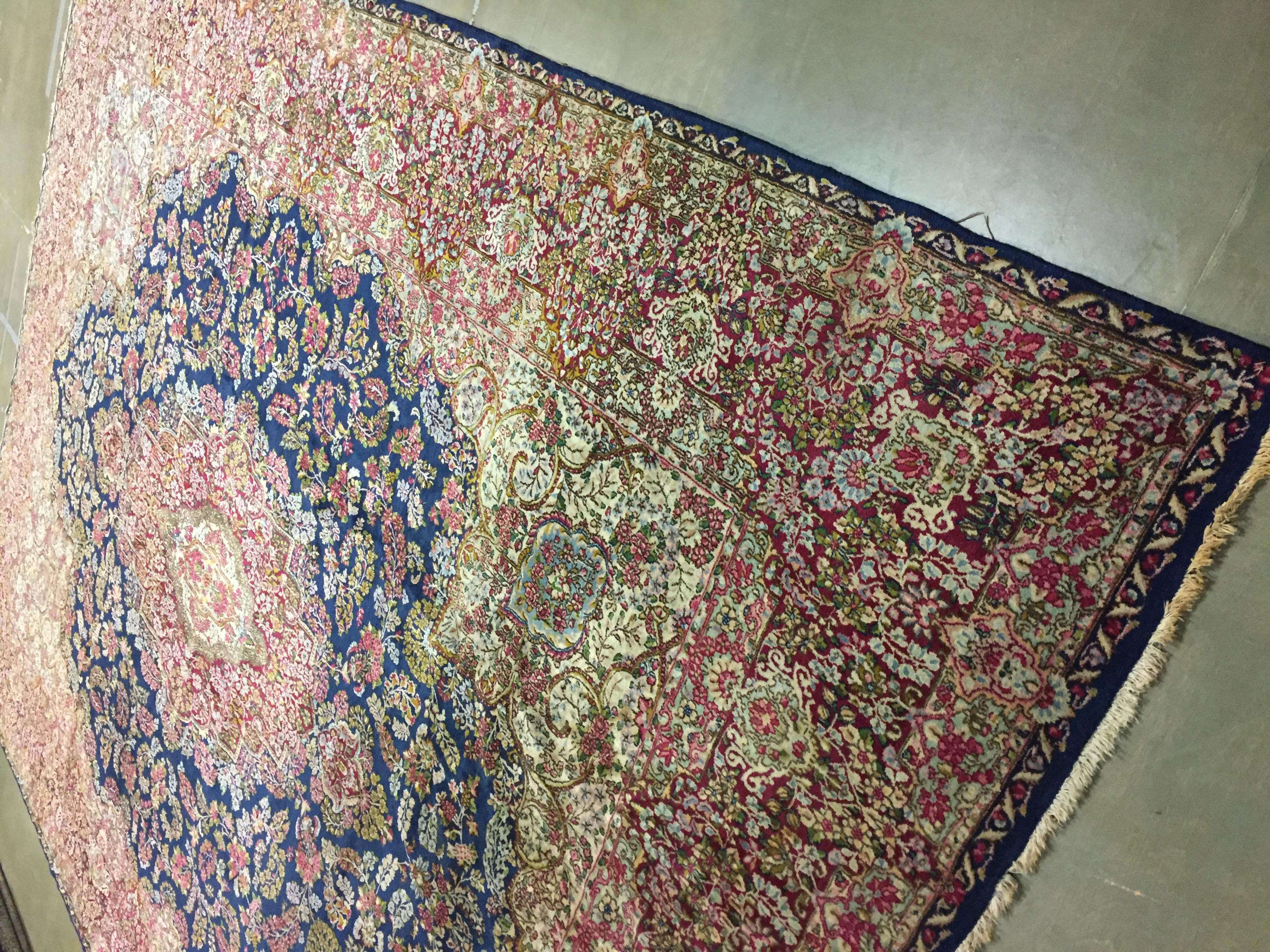 Lana Tappeto persiano Kerman Vintage By 1920, 9'7 x 12'7 in vendita