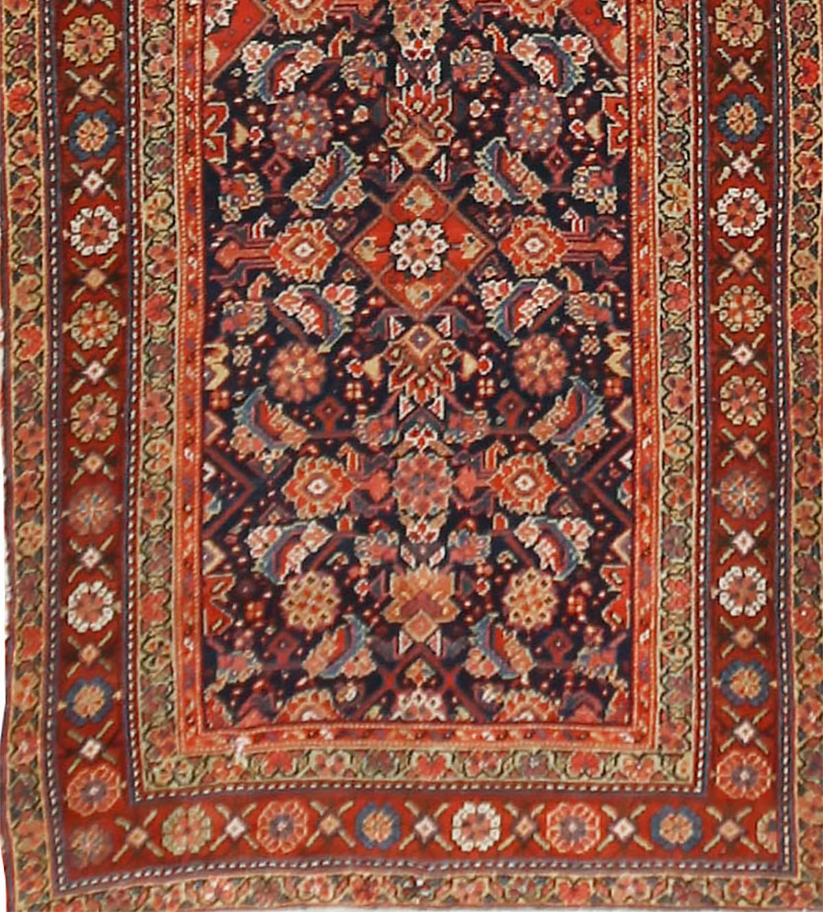 Vintage Circa 1920 Rot Persisch Malayer Teppich Läufer, 3'3 x 15'9 (Wolle) im Angebot