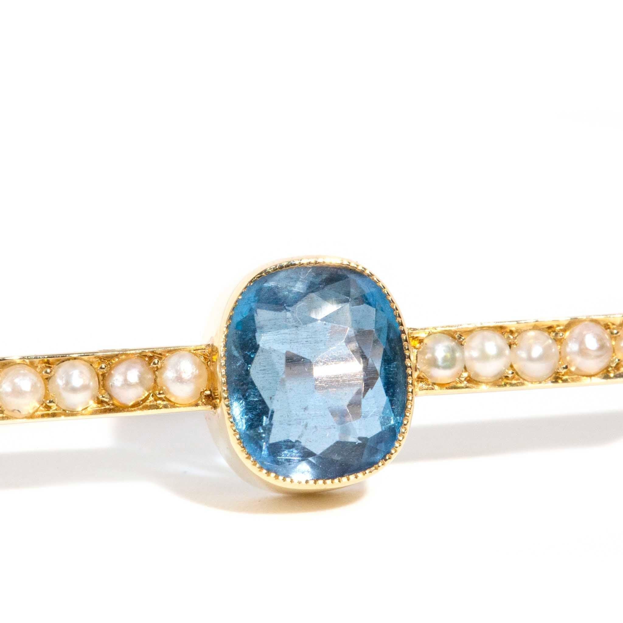 Vintage Circa 1930s Aquamarine & Seed Pearl Brooch 15 Carat Yellow Gold For Sale 2