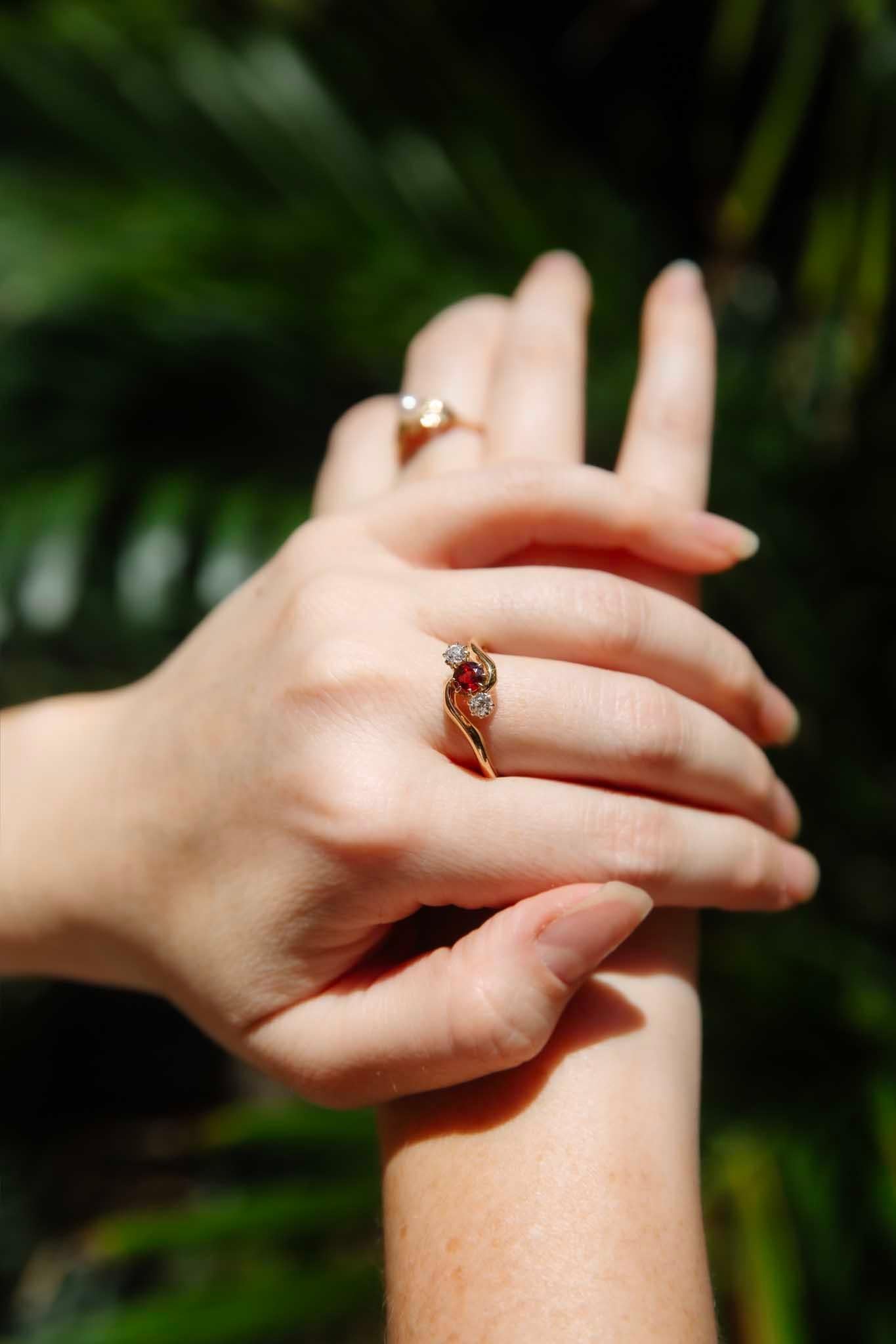 Vintage Circa 1930s Garnet & Old Cut Diamond Crossover Ring 15 Carat Yellow Gold In Good Condition For Sale In Hamilton, AU