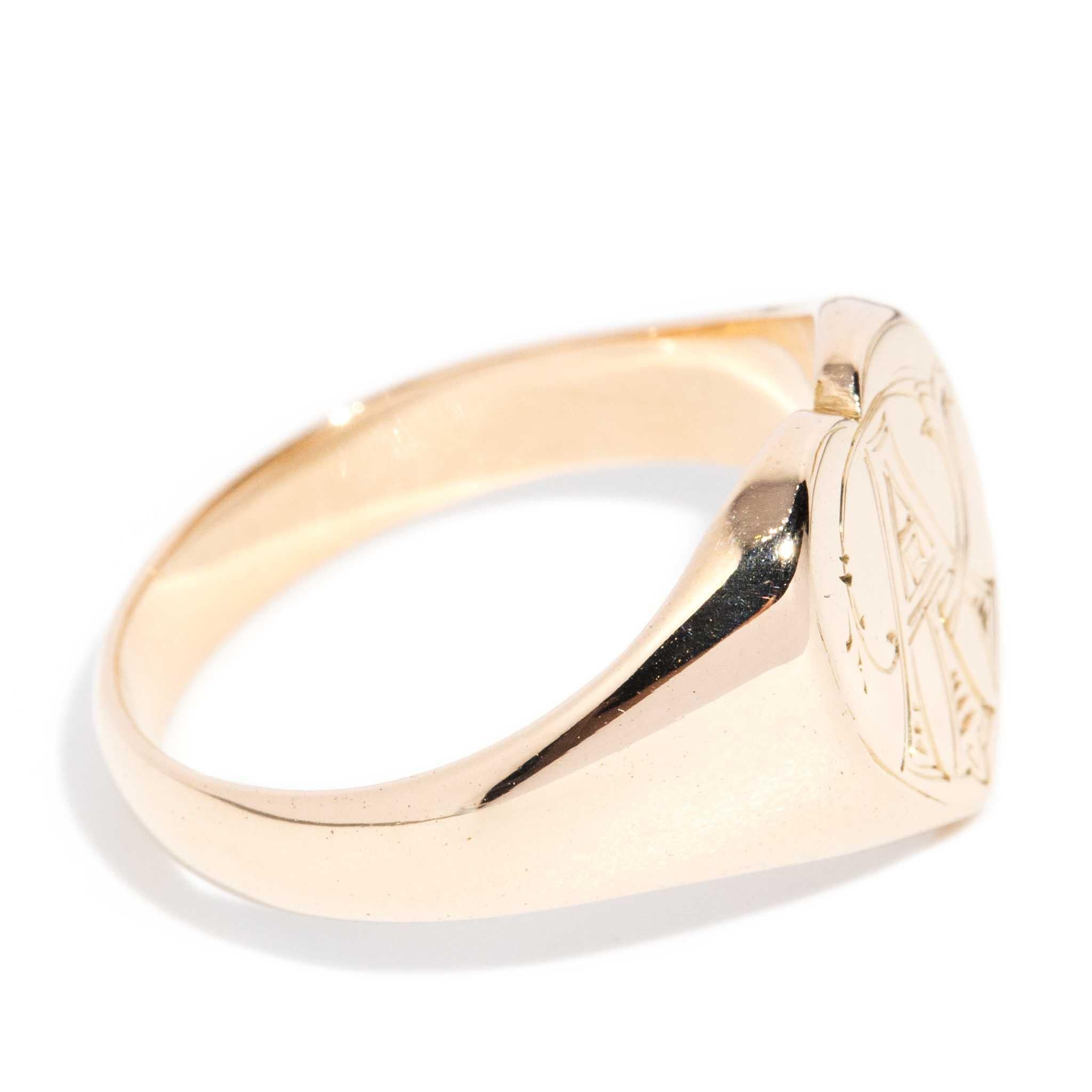 Women's Vintage Circa 1930s Heart Shaped Signet Ring 15 Carat Rose Gold For Sale
