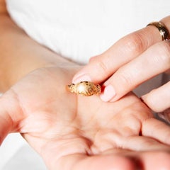 Vintage Circa 1930s Textured Fede Loyalty Ring 15 Carat Yellow Gold