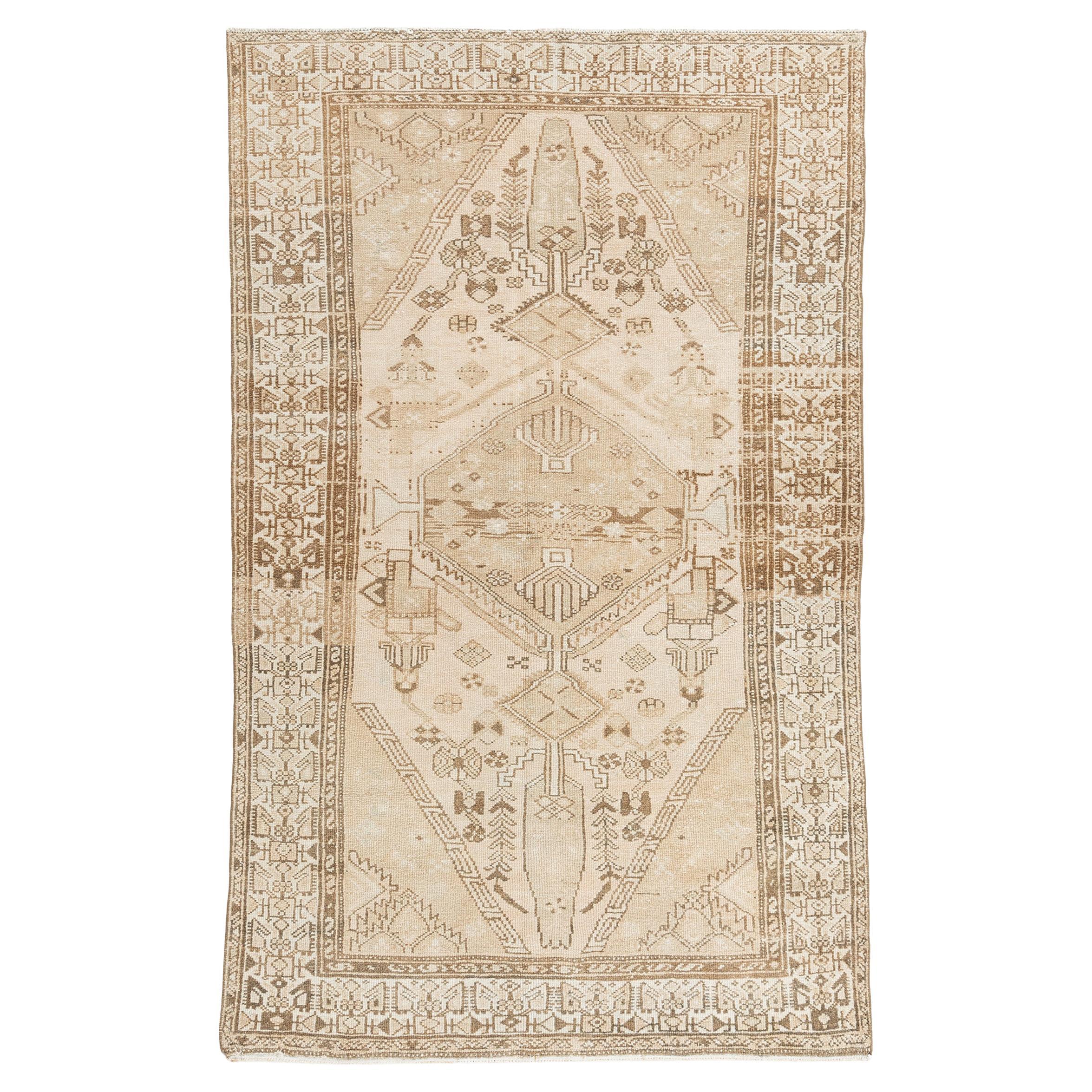 Vintage CIRCA 1940 Beige Persisch Hamadan Bereich Teppich 4
 x 6
7 im Angebot