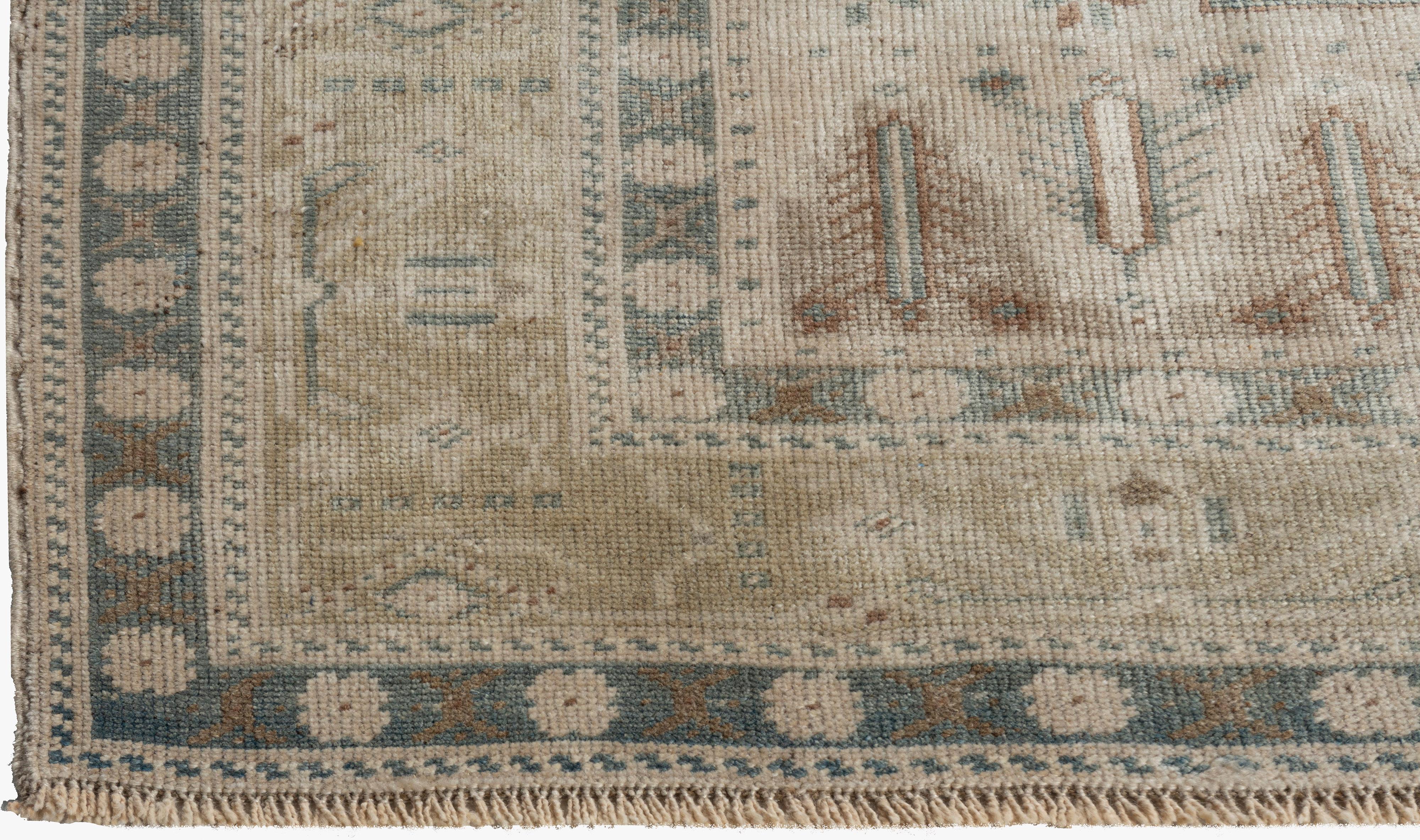Vintage CIRCA 1940 Beige Türkischer Oushak Handgeknüpfter Wollteppich im Angebot 1